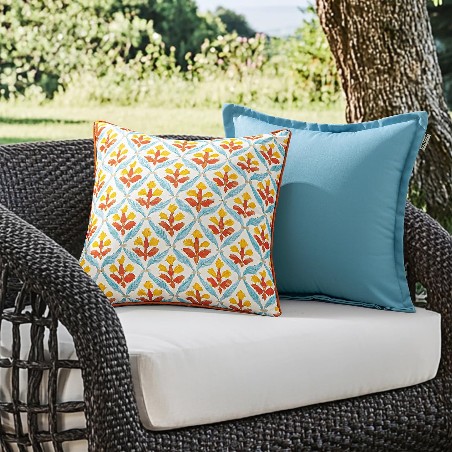 MIULEE Pack of 2 Decorative Outdoor Waterproof Throw Pillow Covers Flower Print Chic Boho Accent Pillow Covers for Square Garden Patio Cushion 18x18 Inch, Orange Teal Red