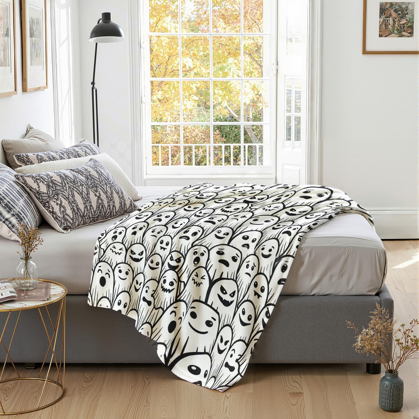 GEDAEUBA Ghost Gifts for Women - Halloween Spooky Fleece Blanket Throw, Soft Cozy Blankets & Throws for Couch, Bed, and Sofa, 50x60 inches