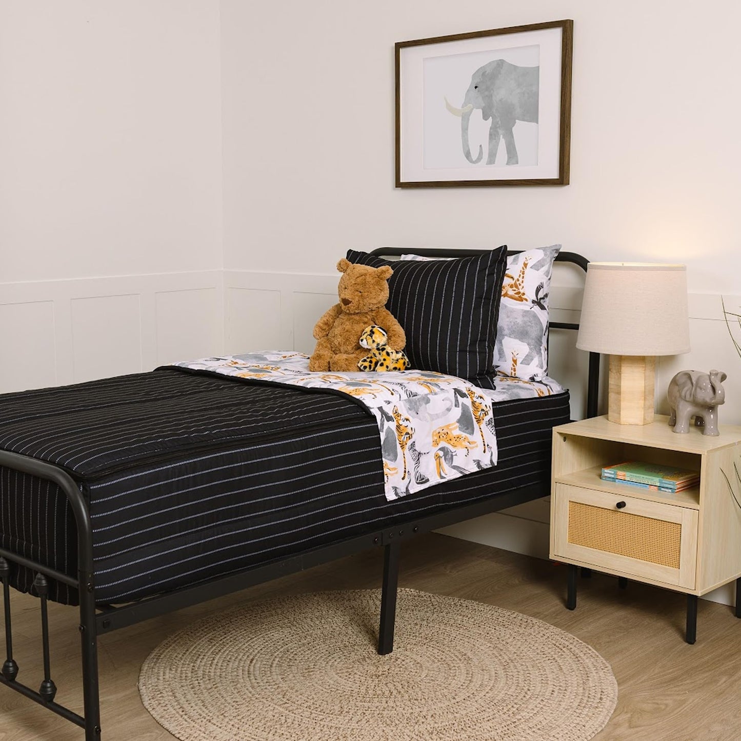 Beddy's Black Jungle Animal All-in-One Zipper Bedding Set for Kids - Twin