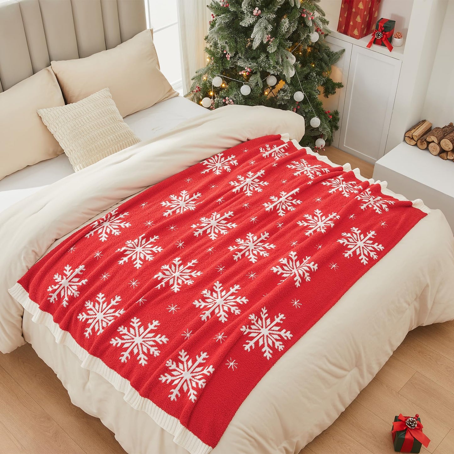 Douceur Christmas Snowflake Throw Blanket, Ultra Soft Red Fluffy Festival Blanket, Reversible Cozy Decorative Blanket for Bed Couch Sofa, Super Soft Indoor Living Room Plush Throws, 60"X80"
