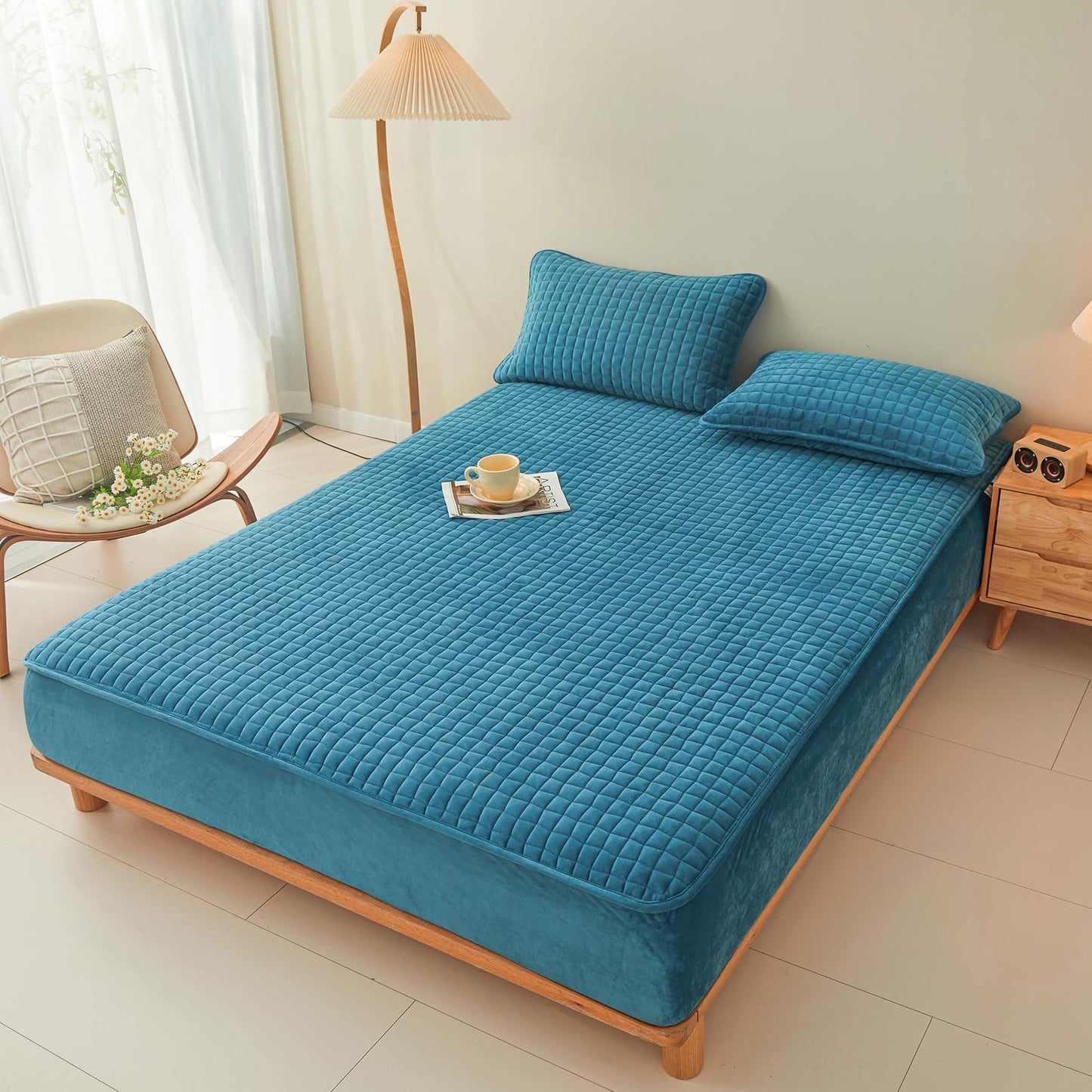 LweiPsqLin Quilted Flannel Fitted Sheets,Soft Flannel Fleece Mattress Top- Suitable for Fall and Winter,Fitted Deep Pocket Up to 15''. (Blue, Twin)