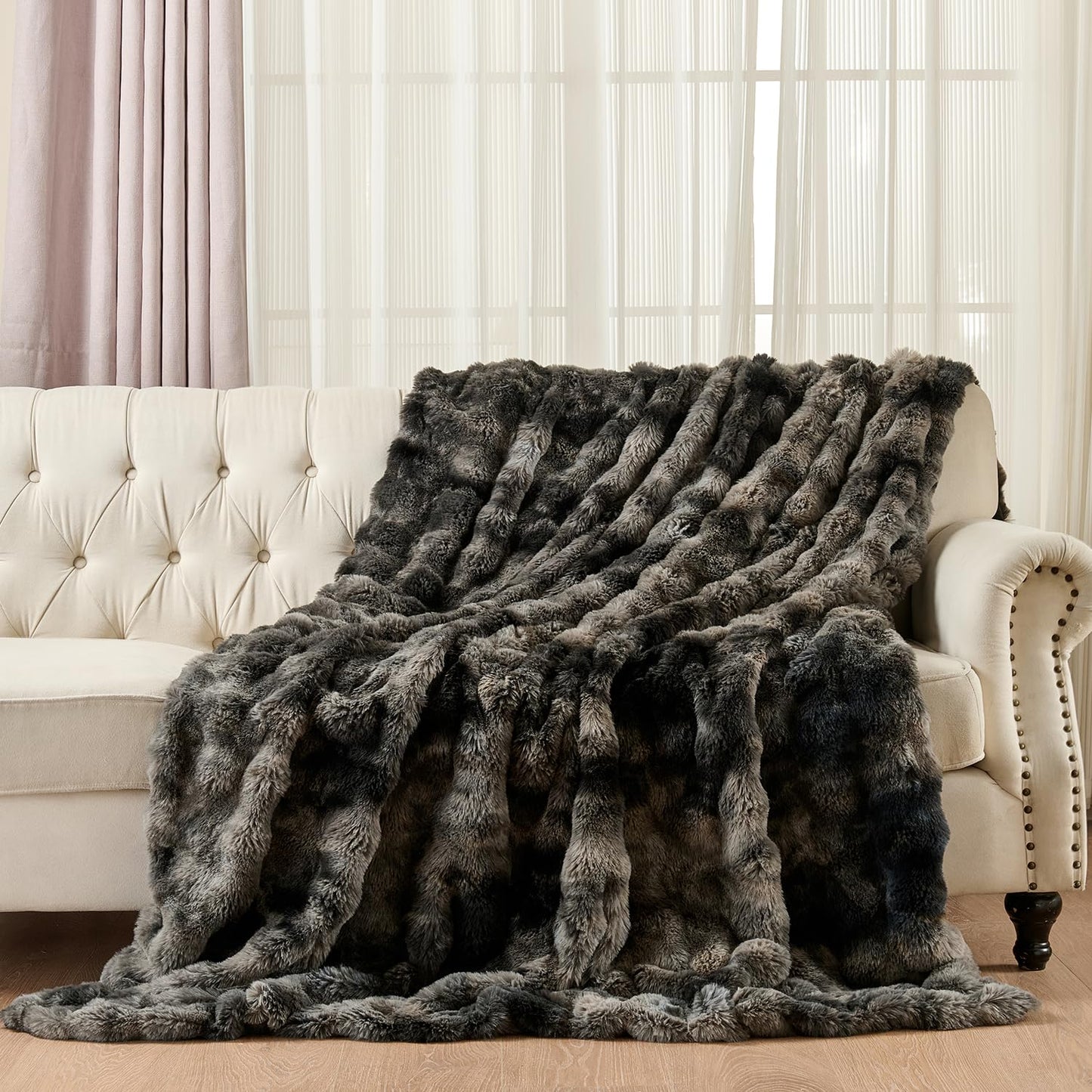 Wajade Fluffy Faux Fur Throw Blanket for Couch Bed Warm Cozy Blanket Luxury Soft Thick Fuzzy Plush Bubble Blanket for Sofa Chair Tie-dye Dark Grey 50x60