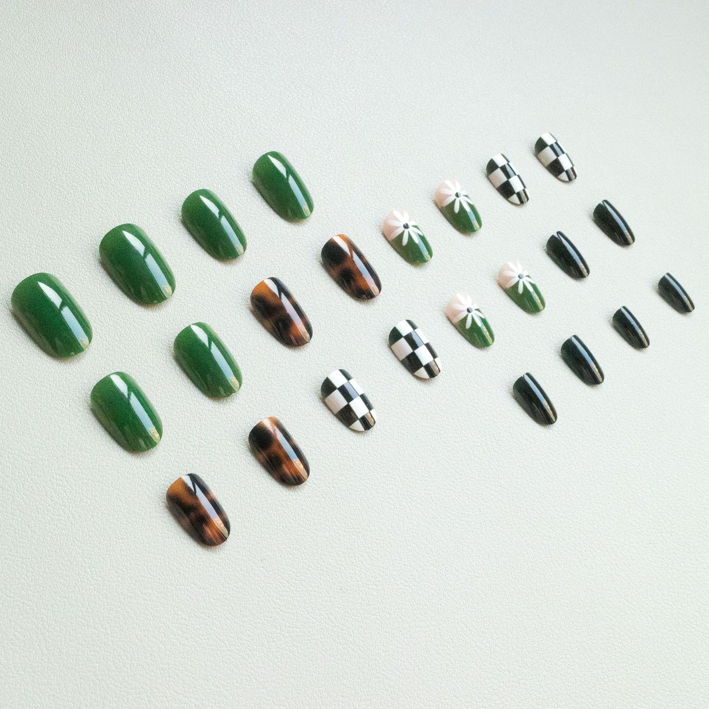 24Pcs Cute Press on Nails Short Oval Fake Nails with Flowers Checkered Leopard Print Stick on Nails Reusable Artificial Full Cover Glue on Nails Glossy Acrylic False Nails for Women