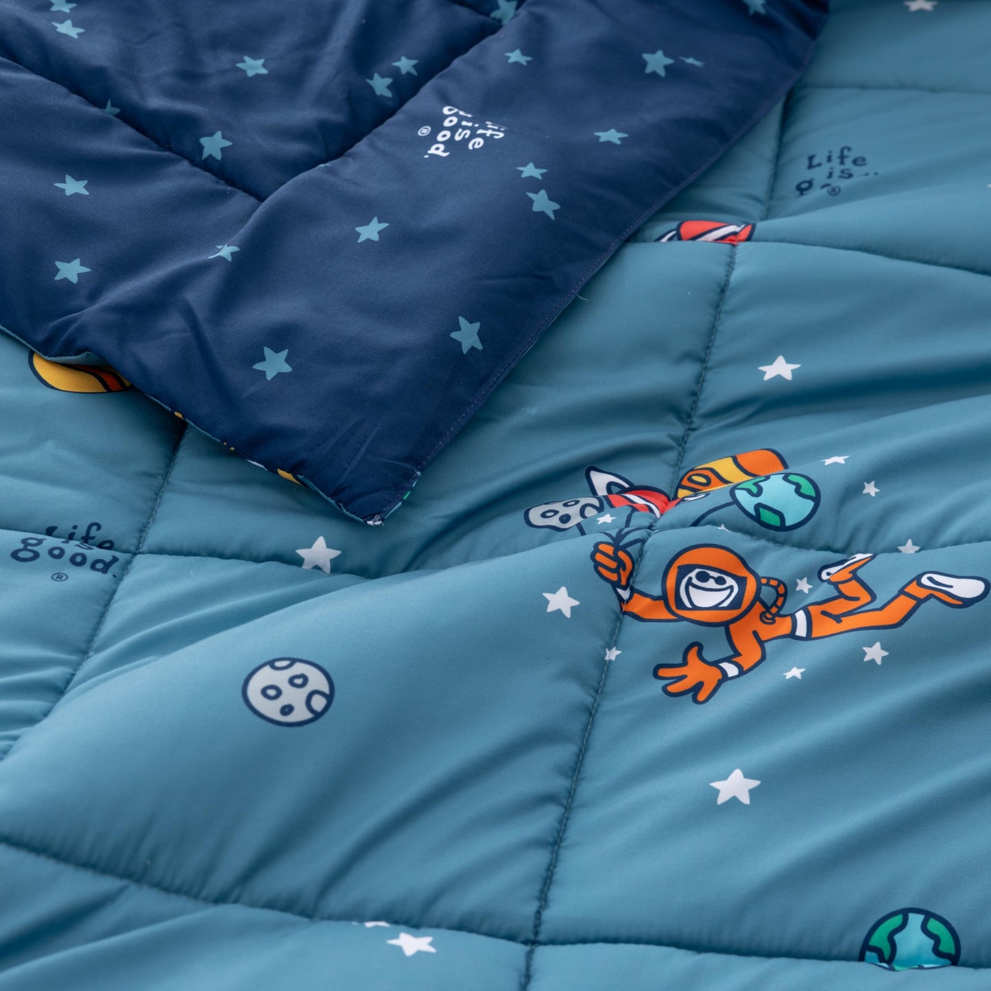 Berkshire LIG Printed Reversible Microfiber Comforter Set–7-Piece, Ultra Soft All-Season Bedding, Wrinkle & Fade Resistant, Queen, Space Explorer Smoky Blue