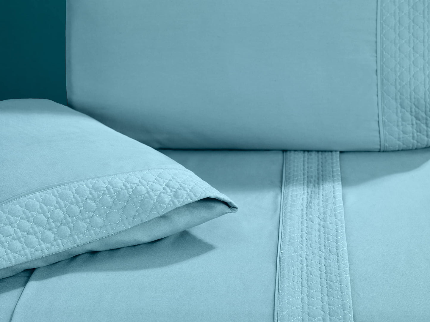 Elegant Comfort Luxury Soft Coziest 4-Piece Bed Sheet Set 1500 Thread Count Egyptian Quality Microfiber Wrinkle Resistant Beautiful Quilted Design on Flat Sheet and Pillowcases, King, Aqua