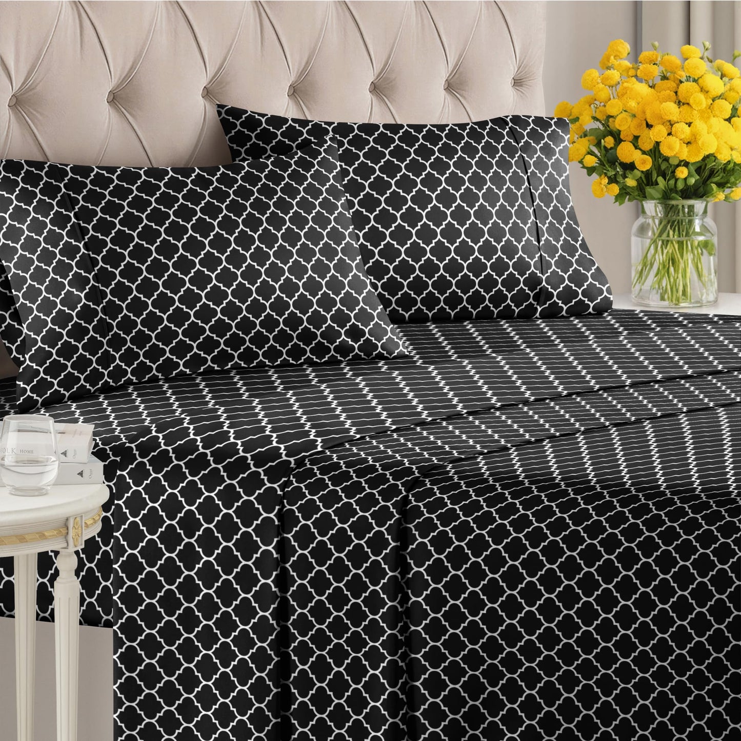 Black Geometric Bed Sheets - 1 Flat & 1 Fitted Sheet & 2 Pillowcases w/ Deep Pockets – Wrinkle & Fade Free- Ultra-Soft, Breathable and Cooling - Luxury Moroccan Bed Set – King Size - Black Quatrefoil
