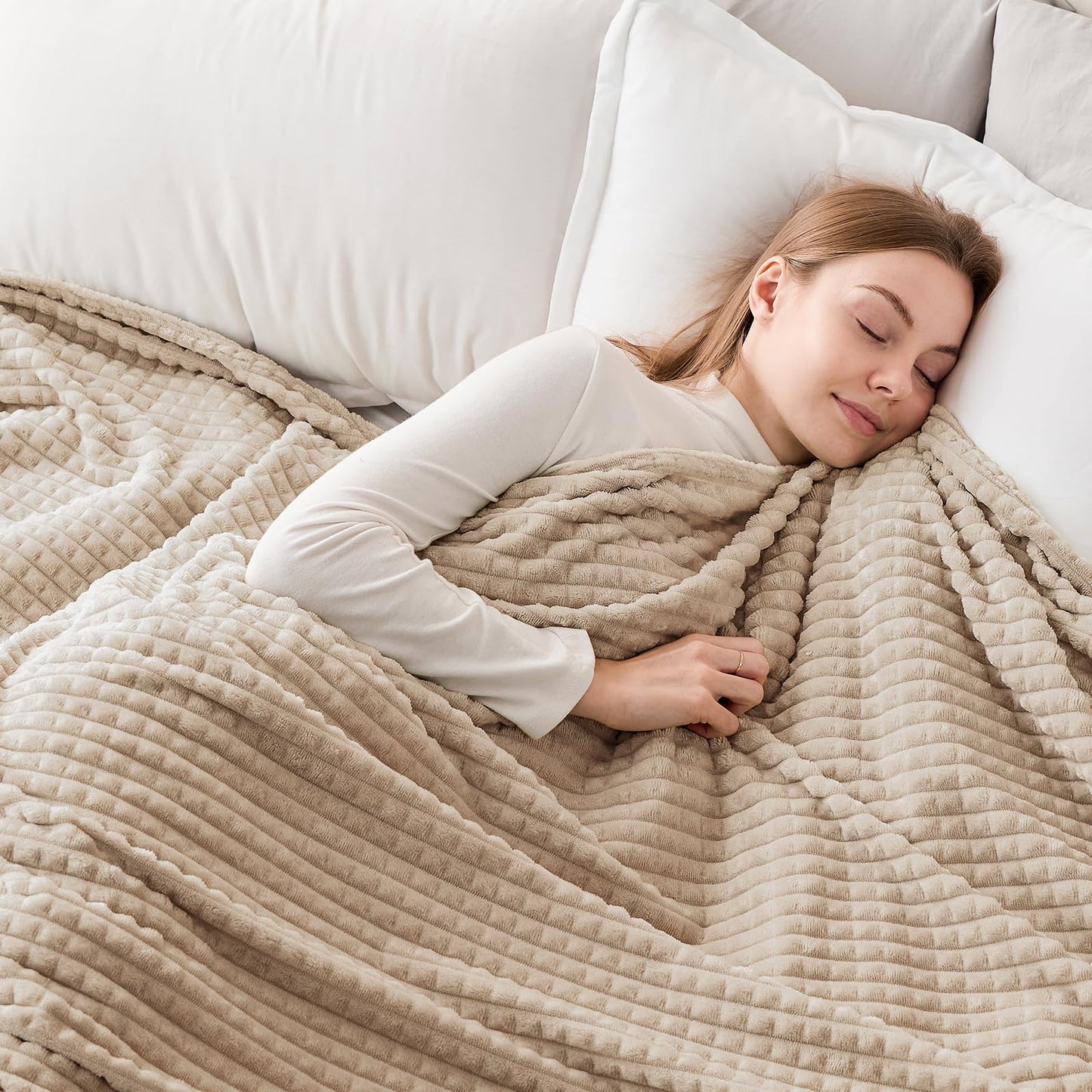 EMME Fleece Blanket, 3D Jacquard Throw Blanket for Couch and Bed, Soft Cozy and Fluffy Blankets Lightweight Luxury Flannel with Geometric Grid Design (Beige, 50'' x 60'')