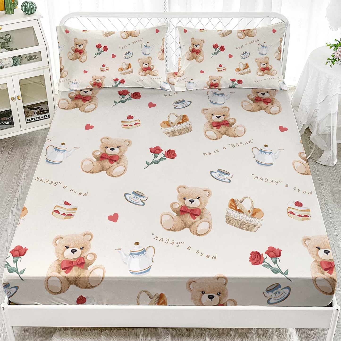 AILONEN Cute Teddy Bear Fitted Sheet Set Queen Size,Cartoon Desserts Red Rose Bed Sheet Set for Kids Girls,Kawaii Animal Theme Bow Tie Bear Fitted Sheet with 2 Pillowcases,3Pcs