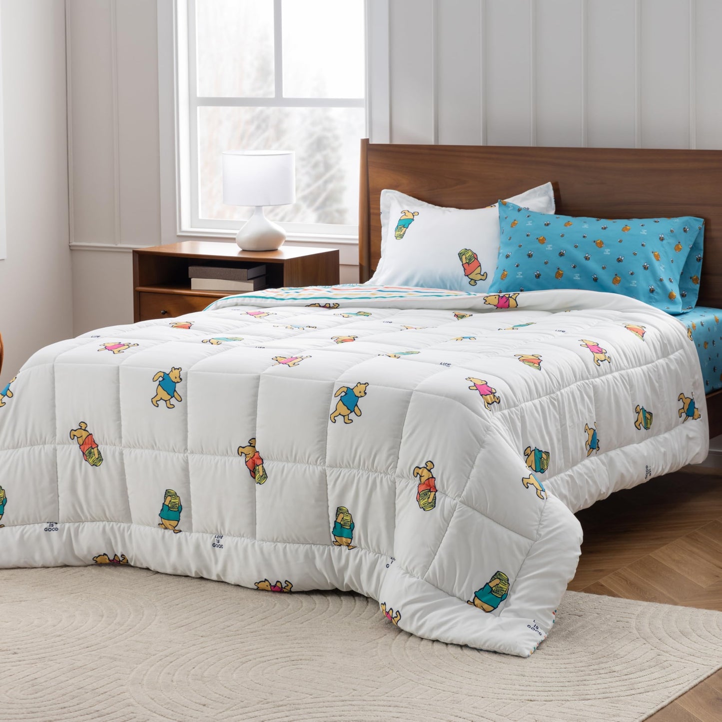 Berkshire LIG Printed Reversible Microfiber Comforter Set–5-Piece, Ultra Soft All-Season Bedding for Kids, Wrinkle & Fade Resistant, Twin, Dancing White