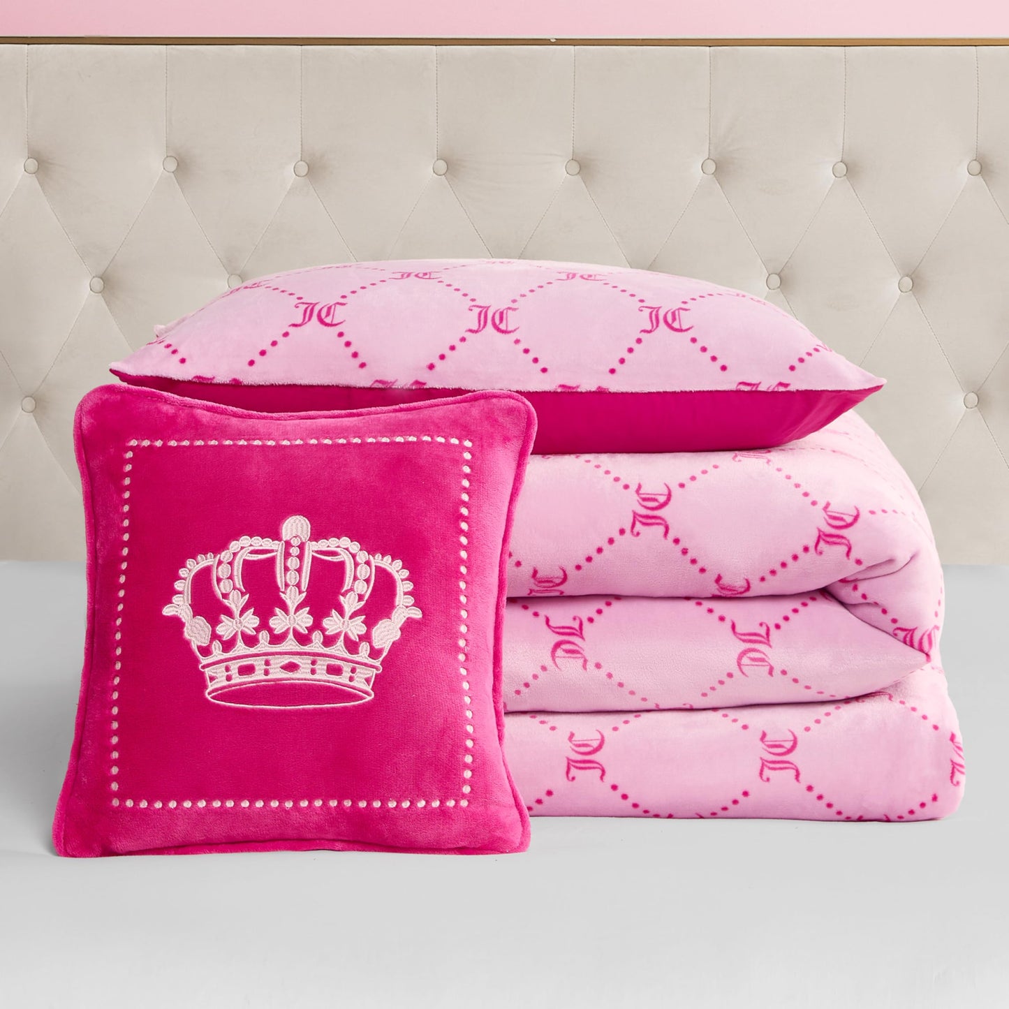 Juicy Couture Plush Reversible Trellis Link 3-Piece Twin/Twin XL Comforter Set with Decorative Pillow, Pink
