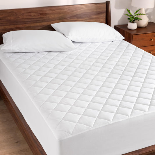 Bare Home Quilted Fitted Mattress Pad (Queen) - Cooling Mattress Cover - Easily Washable - Elastic Fitted Cover for Mattress - Stretch-to-Fit up to 15 Inches Deep (Queen)