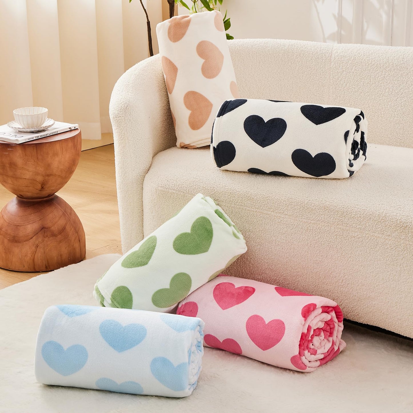 FY FIBER HOUSE Heart Flannel Throw Blanket Soft Cozy Blankets for Lover Gifts All Season Use, 60x80 Inches, Blue