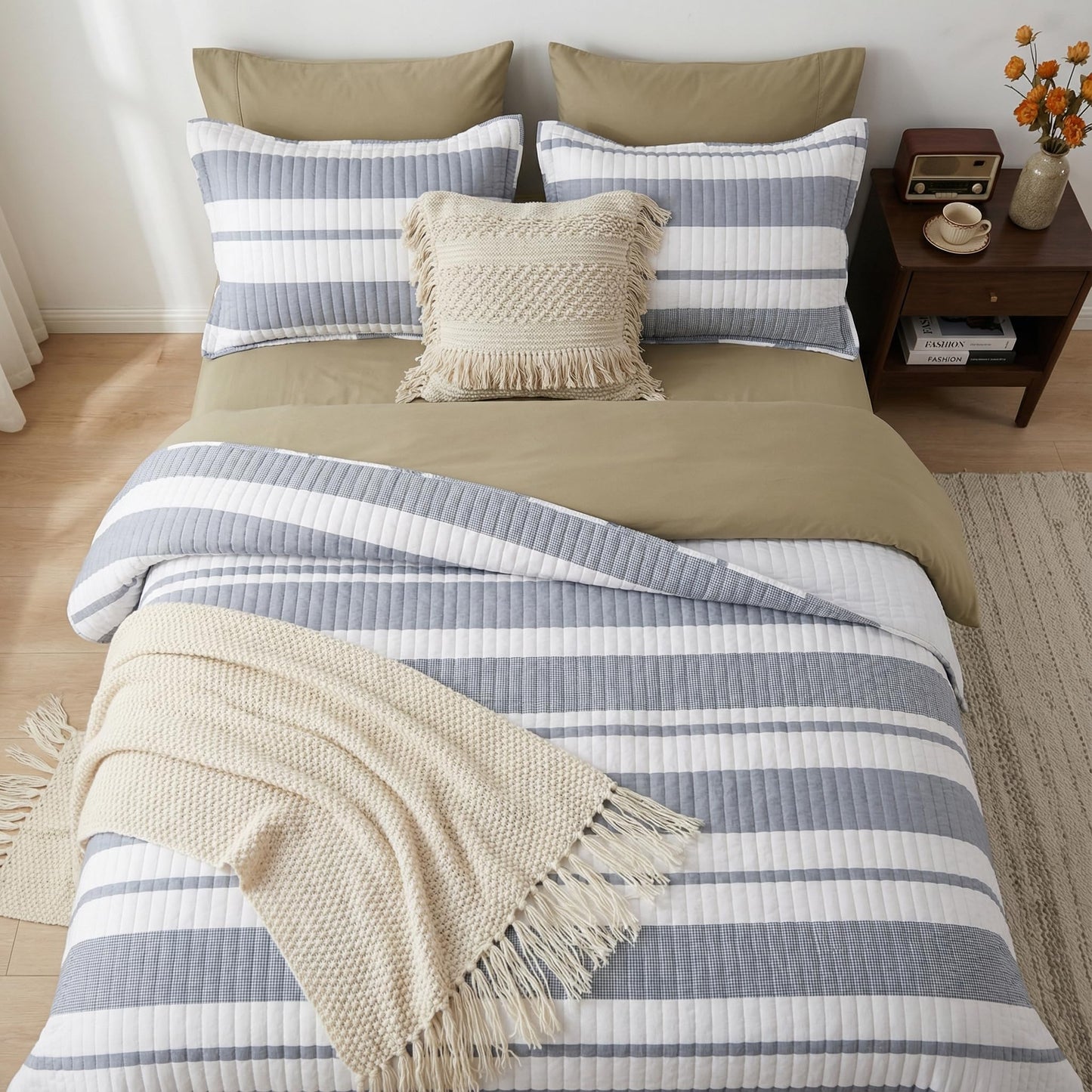 BOV Gray White Striped Quilt Set King Size 100x92 – Coastal Striped Quilt Set, Lightweight Summer Bedspread, Oversized King Quilt with 2 Pillow Shams, Breathable Coverlet Bedding
