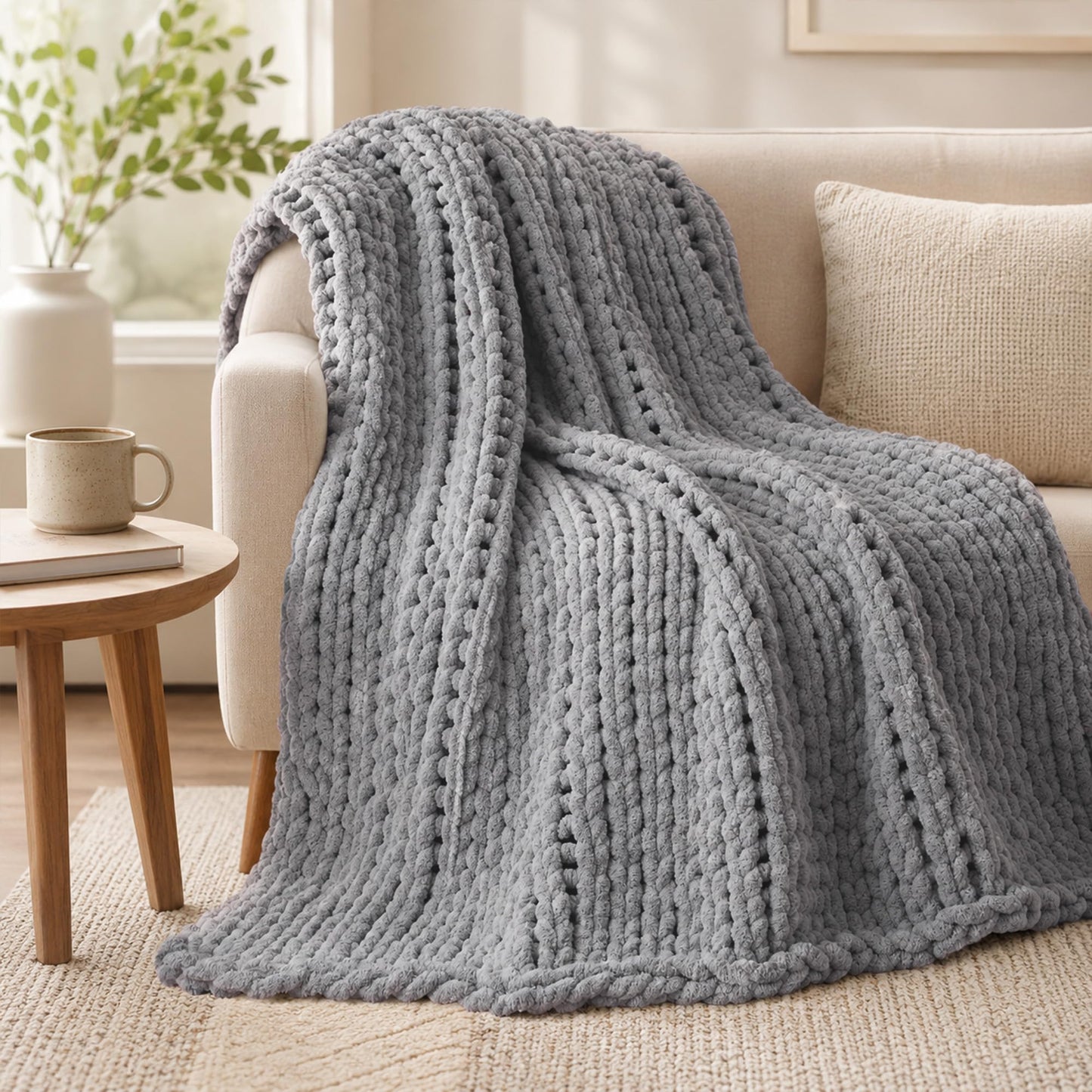 Battilo Chunky Knit Throw Blanket, Soft and Thick Chenille Throw Blanket, 50"x60" Handmade Cable Knit Crochet Blanket, Light Grey Knot Knitted Throw Blankets for Couch Sofa Bed Home Decor, Light Grey