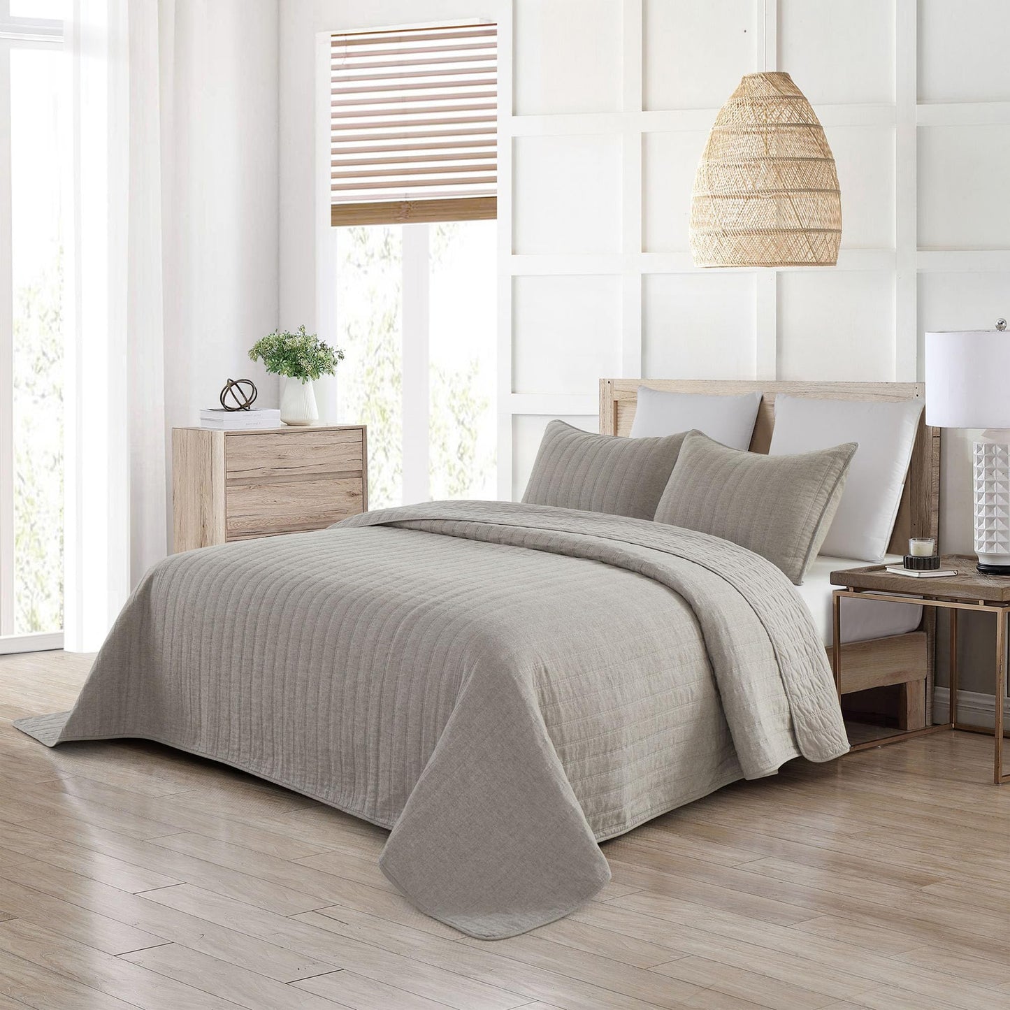 Cotton Brushed Herringbone Quilt Set 3-Piece Prewashed, Queen Size, Vertical Stitch All-Season Bedspread, Soft Cozy Coverlet Bedding for Bedroom, Natural Color.