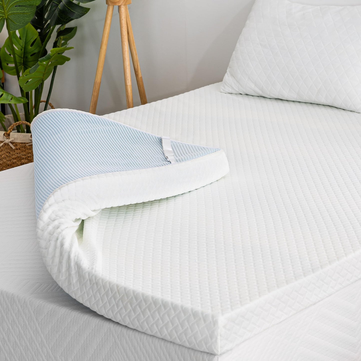 4 Inch Gel Memory Foam Mattress Topper King Size, Cooling Bed Topper for Pressure Relief with Removable Breathable Soft Cover, CertiPUR-US Certified