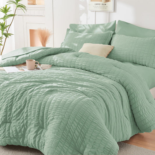 HYMOKEGE Sage Green Oversized Queen Comforter Set Seersucker 7 Pieces, All Season Luxury Bed in a Bag for Bedroom, Bedding Set with Comforter, Sheets, Pillowcases & Shams