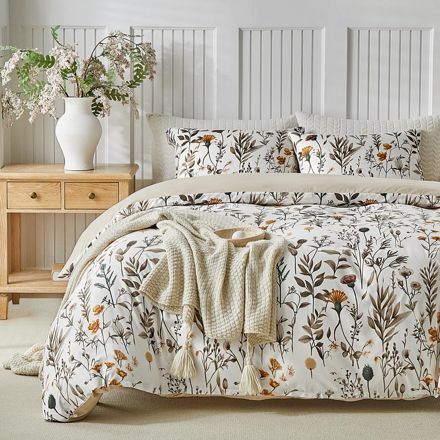 Lekesky King Size Duvet Cover Set, Lightweight Soft Microfiber Comforter Cover，Reversible Duvet Cover King with Branch Pattern, 3 Pieces Khaki Bedding Set with Zipper and 2 Pillowcases