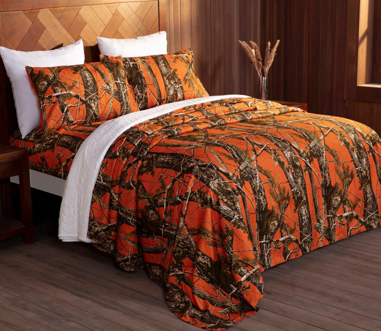 Chezmoi Collection Salem 4-Piece Cabin Lodge Forest Woods Sheet Set - Nature Camo Tree Leaves Printed Soft Microfiber Sheets - Queen, Orange