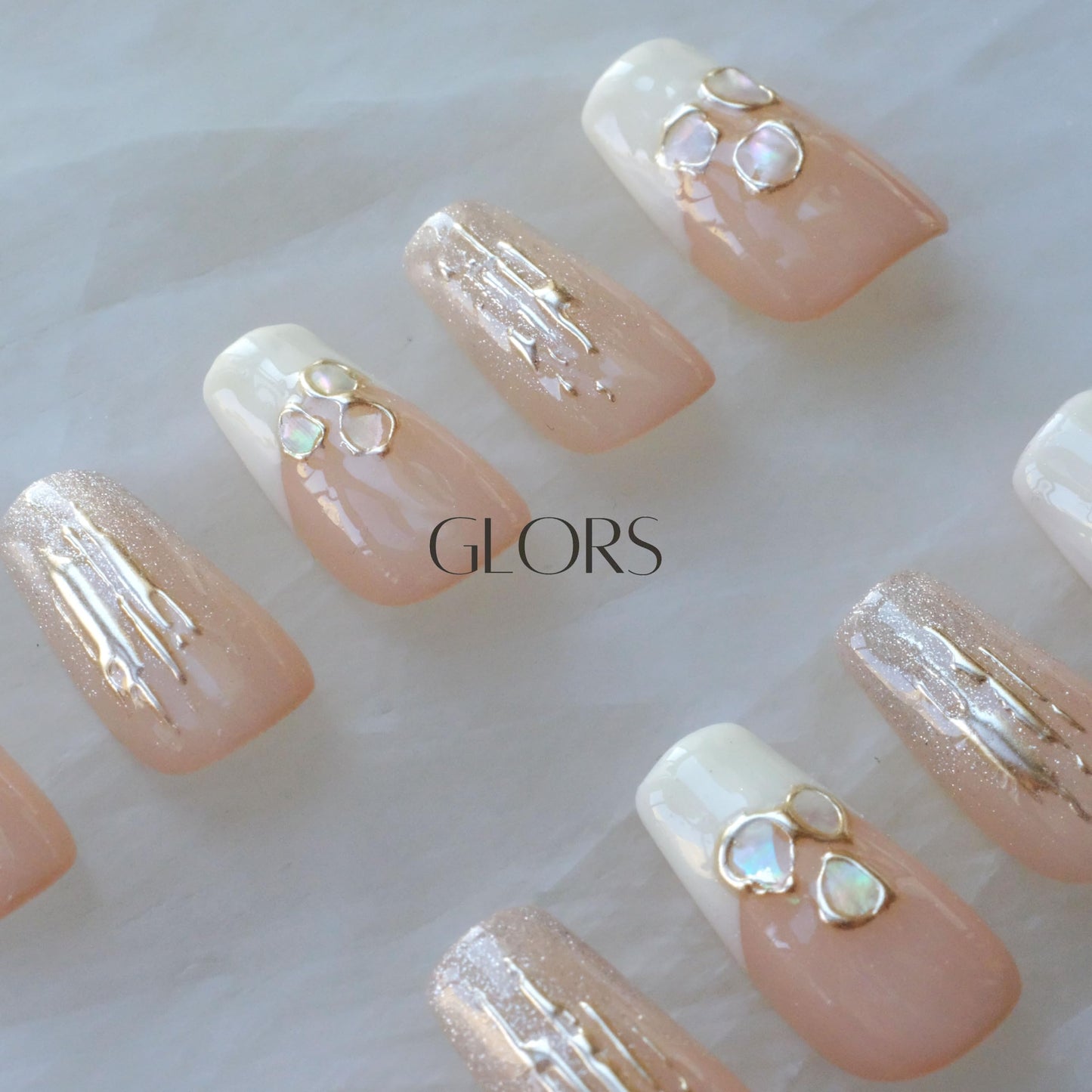 [GLORS] Purly Handmade Medium Ballerina Press on Nails | Mica Love - Shell Piece Pure and Seductive Fake False Nail Art, 10 Pieces (Medium, MB)