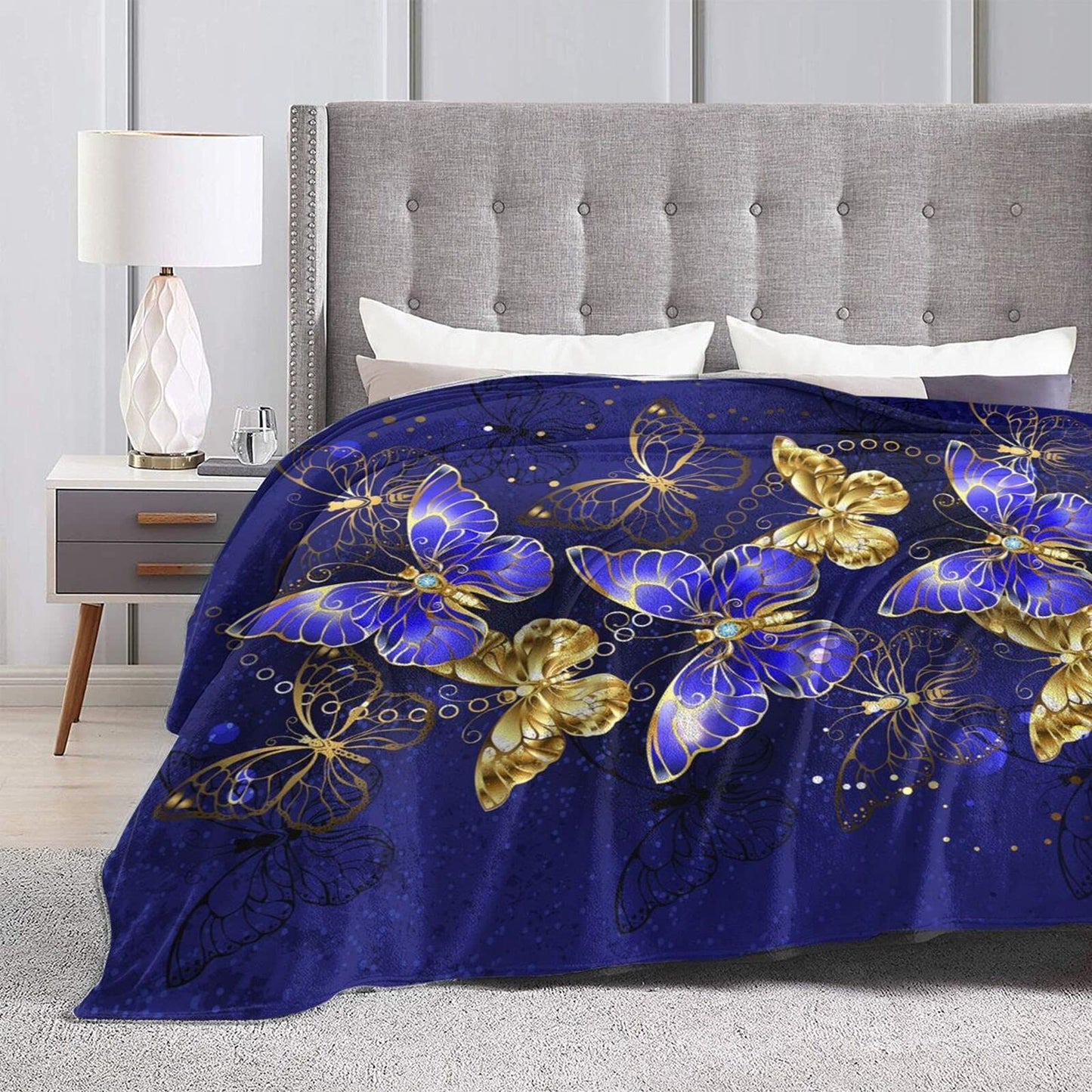 Majoug Purple and Gold Butterfly Pattern Throw Blanket Soft Lightweight Cozy Premium Flannel Warm Bed Blanket for Bedroom Living Couch All Seasons 50"X40"