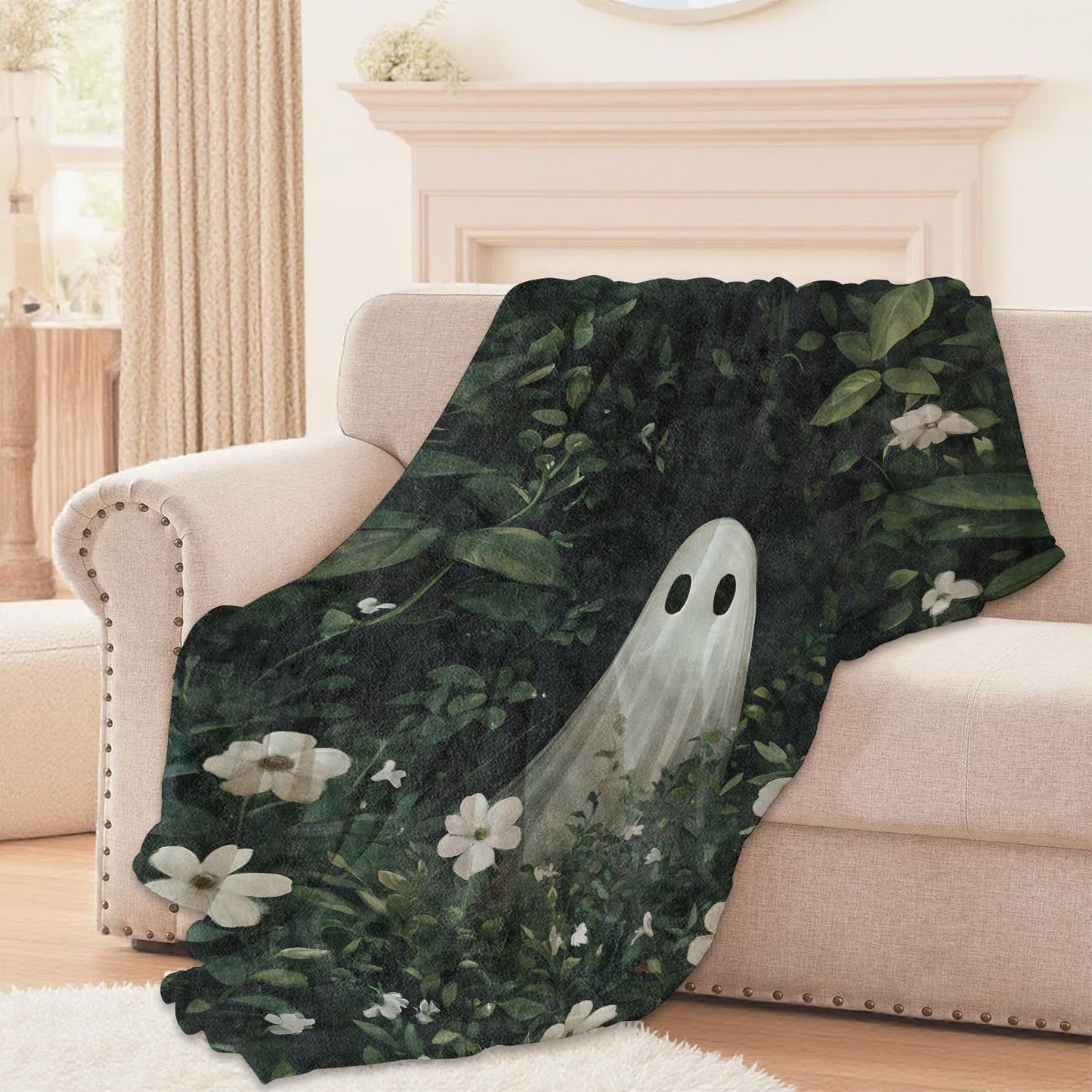 Lugiu Aesthetic Ghost Floral Blanket, Lightweight Comfy Spooky Cute Sheet Ghost Blankets for Couch Sofa Bedroom, Soft Plush Travel Flannel Throw Blanket Gifts for Adults Kids Women, Home Decor 60×50in