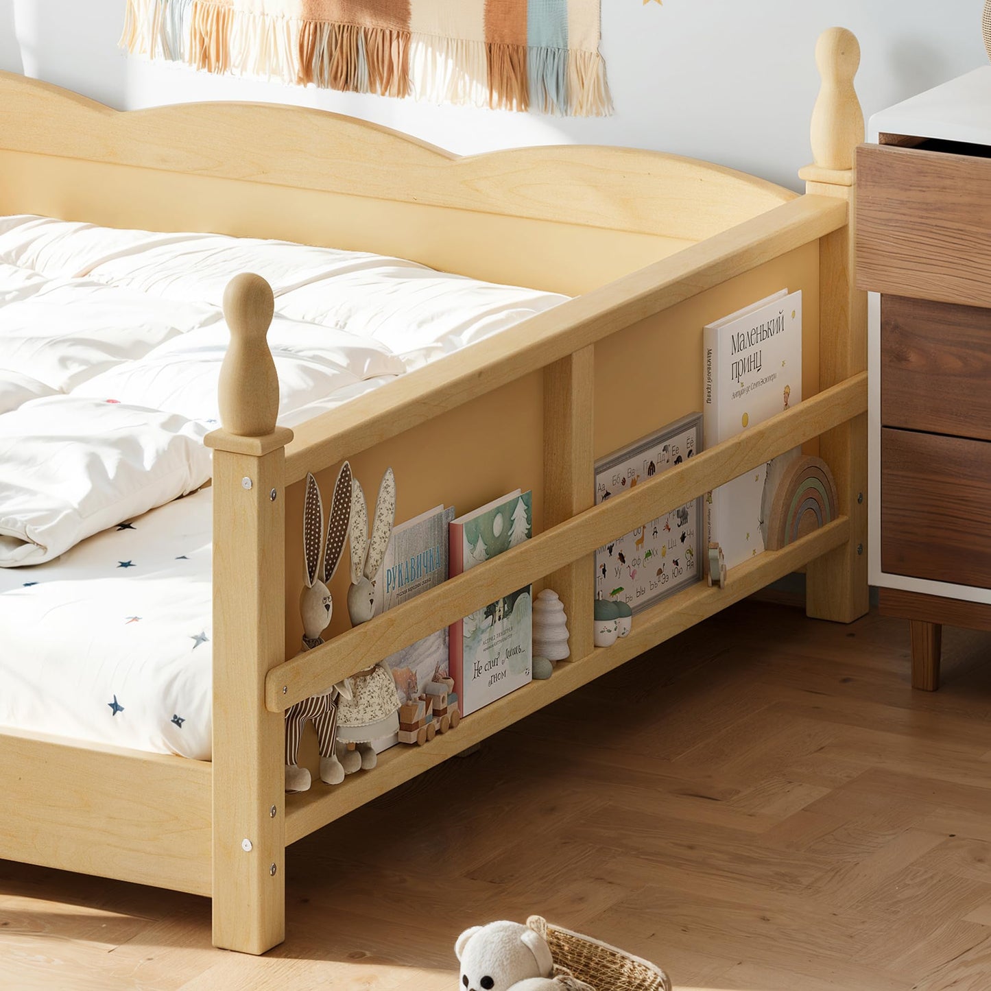 KEIKI Full Size Wood Montessori Floor Bed Frame with Beside Book Shelf, for Girls and Boys, Floor Bed with Full-Length Guardrails & Slats, Easy Assembly, No Box Spring Required, for Bedroom, Natural