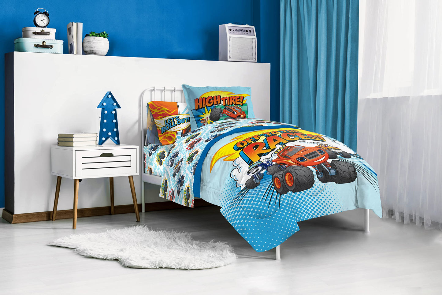 Jay Franco Blaze and the Monster Machines Off to The Races 5 Piece Twin Size Bed Set - Includes Comforter & Sheet Set - Super Soft Fade Resistant Microfiber (Official Blaze Products)