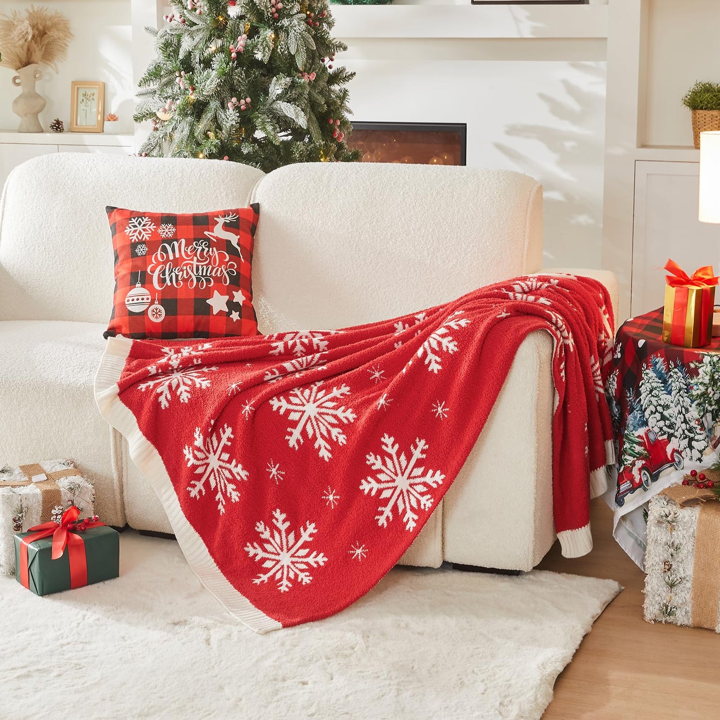 Douceur Christmas Snowflake Throw Blanket, Ultra Soft Red Fluffy Festival Blanket, Reversible Cozy Decorative Blanket for Bed Couch Sofa, Super Soft Indoor Living Room Plush Throws, 60"X80"