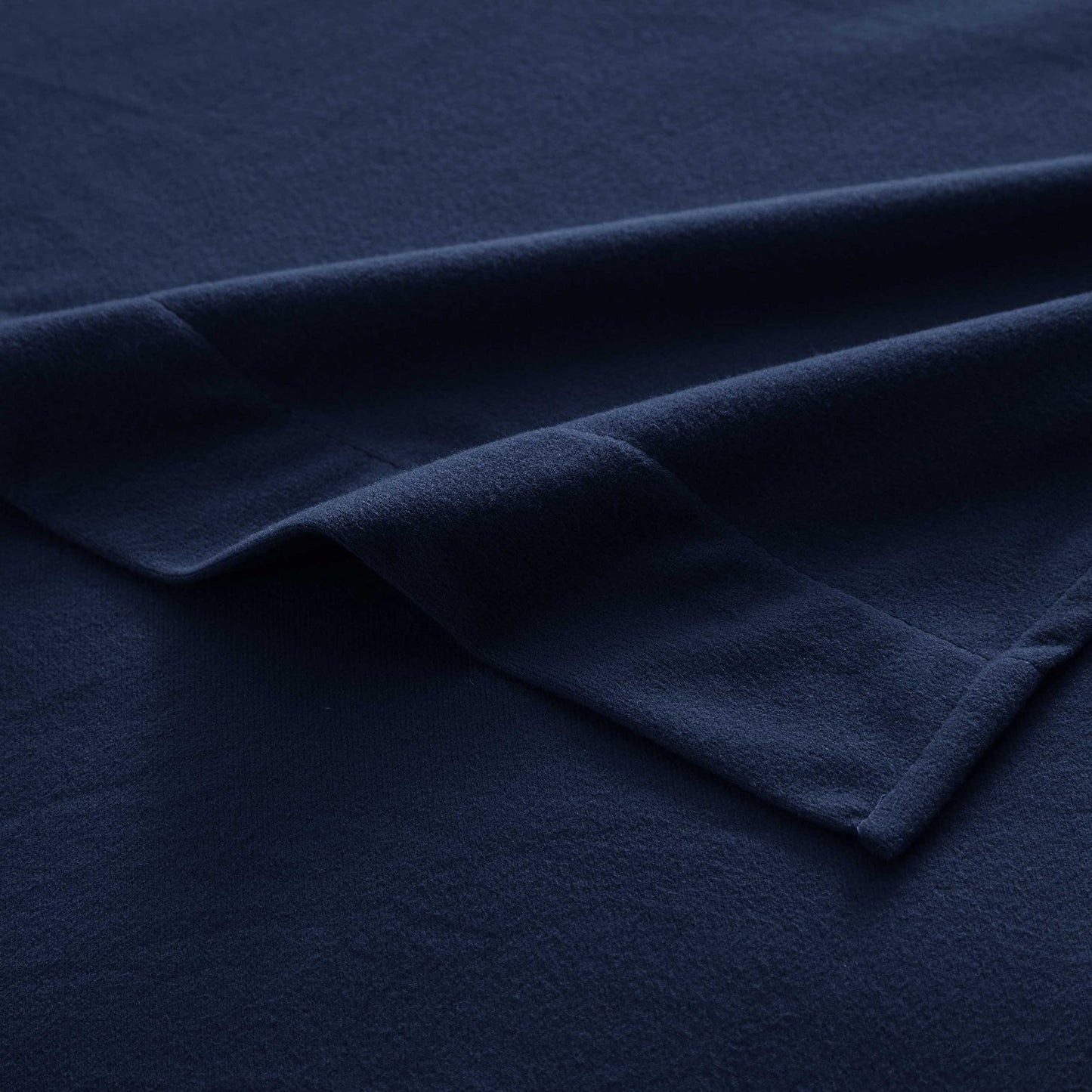 Flannel Sheets Warm and Cozy Deep Pocket Breathable All Season Bedding Set with Fitted, Flat and Pillowcases, Queen, Navy
