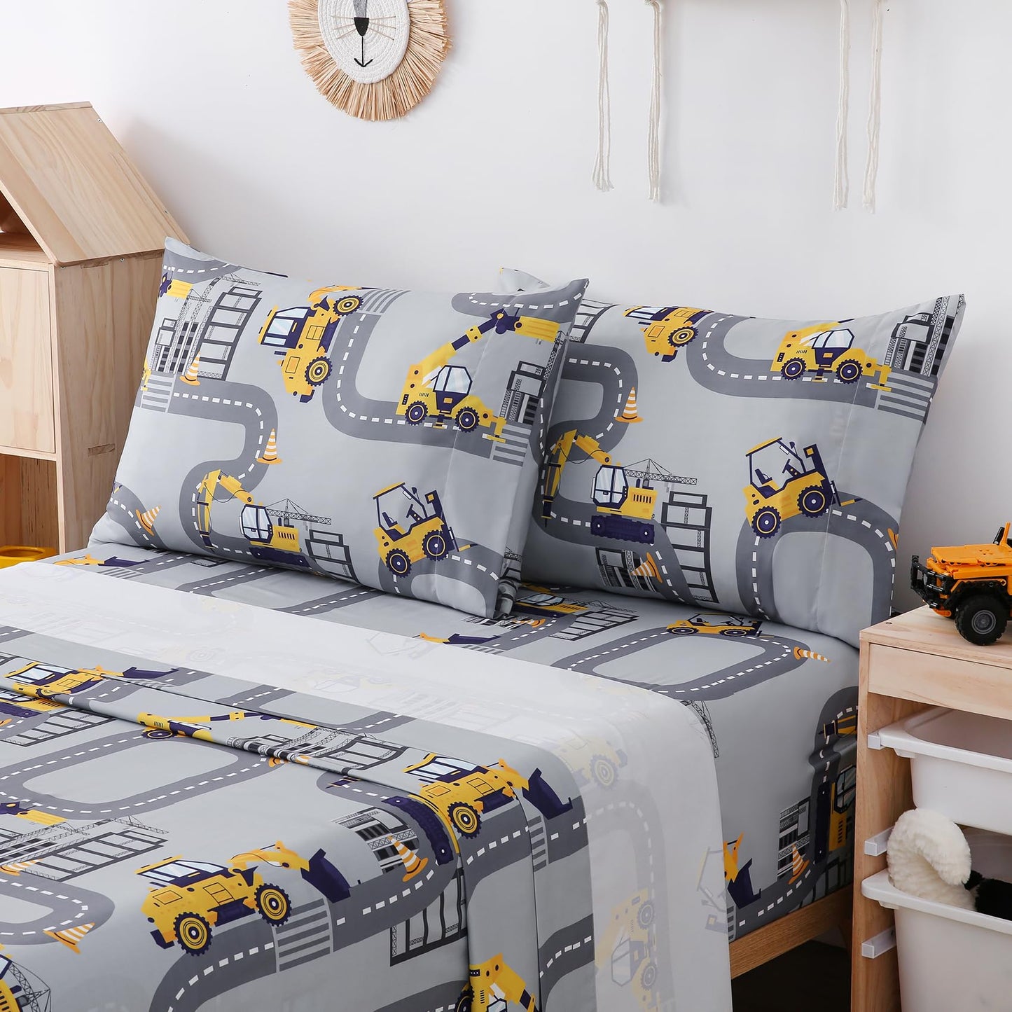 Yibeizi Full Size Sheets Set Kids, Grey Truck Pattern Microfiber Double Bed Sheets, Cute Soft Oeko-Tex Extra Deep Pocket Sheets & Pillowcases Cooling Hypoallergenic Wrinkle Free Bedsheets