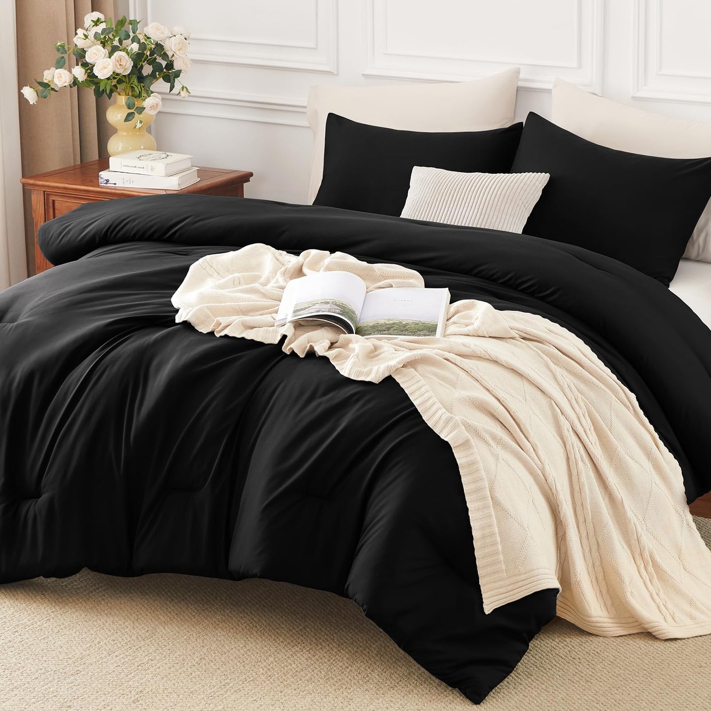 HIMEET King Comforter Set 3 Piece, 270GSM Down Alternative Fill, Oeko-TEX Certified, Quilted with 8 Corner Ties, All Season Bedroom Decor Bedding, 1 Comforter (104"x90") with 2 Pillowcases, Black