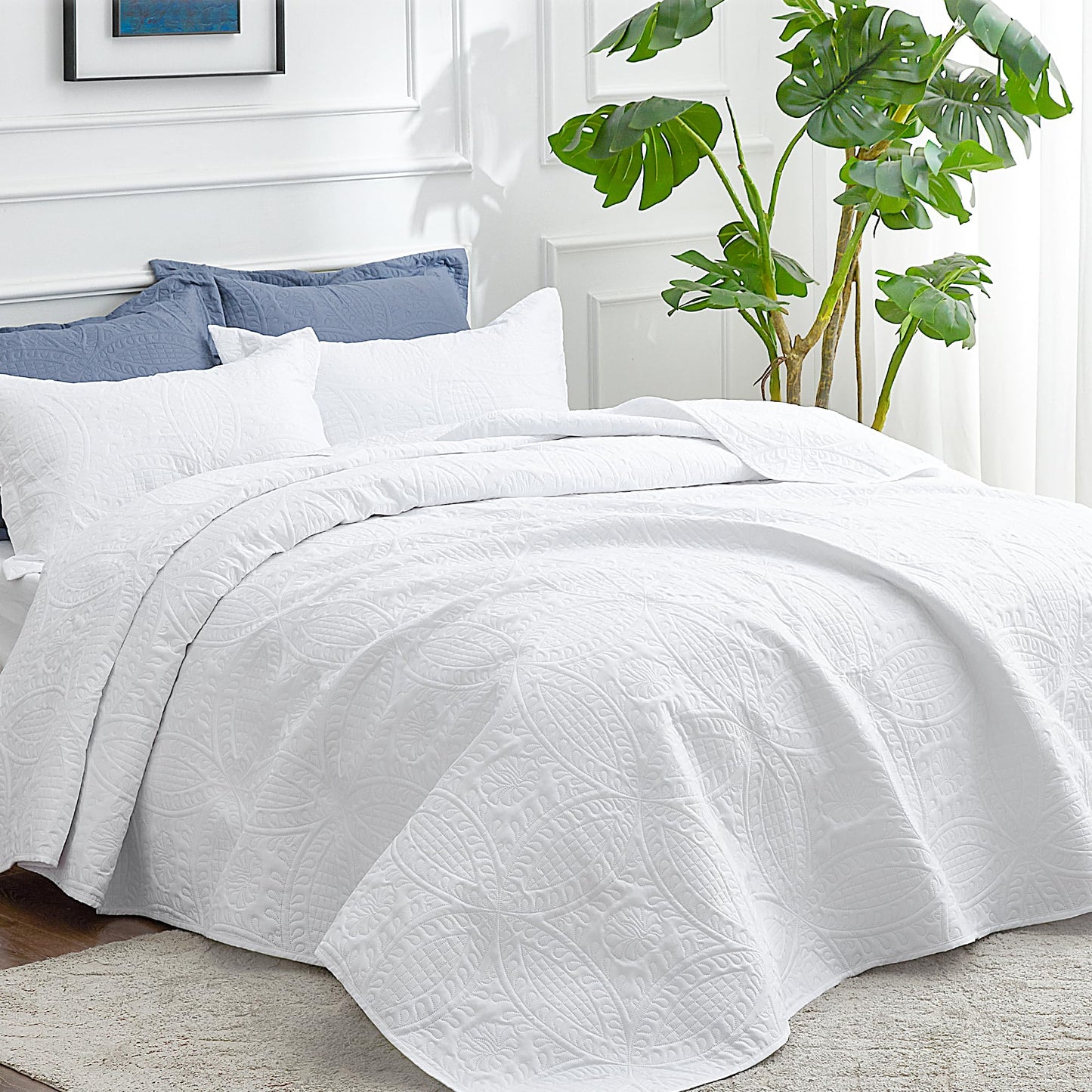 Love's cabin Twin Quilt Set White Bedspreads - Soft Bed Summer Lightweight Bedspread Comforter - Modern Style Coin Pattern Coverlet for All Season - 2 Pieces (1 Quilt, 1 Pillow Sham)