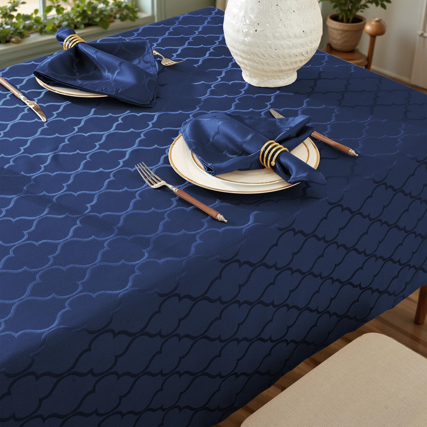 Larponder Tablecloth Rectangle, Jacquard, 52" x 70", Navy