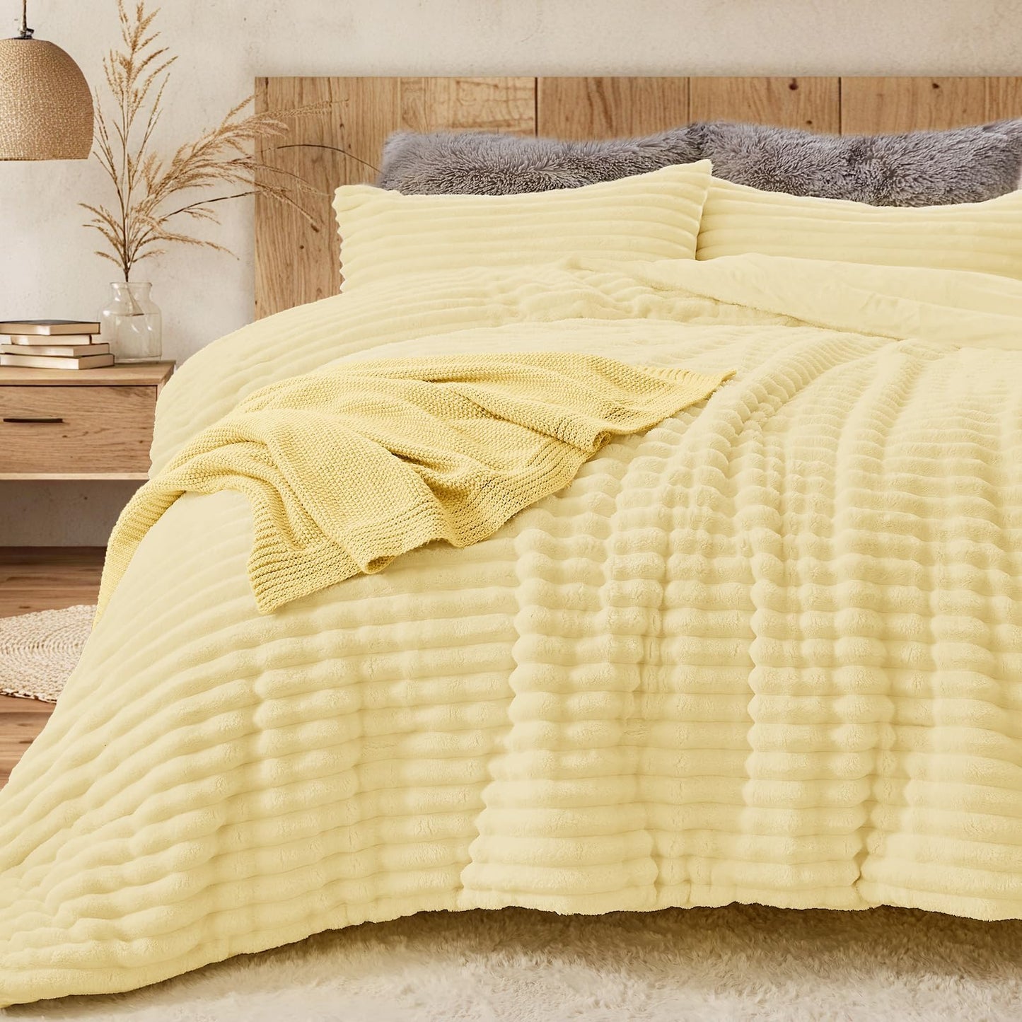 Sasttie King Comforter Set 3 Pieces - Super Soft Fleece Comforters King Size, 1 Luxury Warm Fuzzy Marshmallow Comforter with 2 Pillow Cases, Faux Fur Down Alternative Bedding Set, Light Yellow