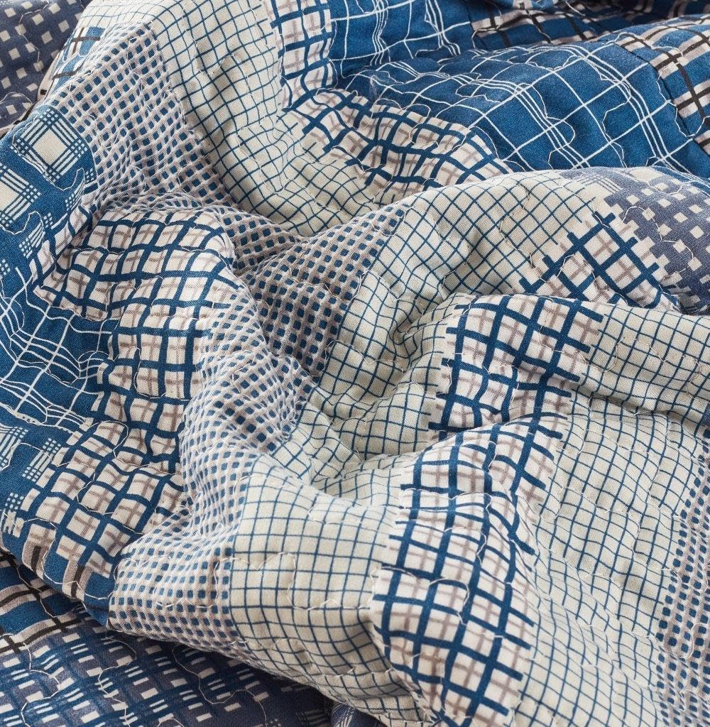 Virah Bella 2 Piece Full/Queen Lodge Quilt Bedding Set - Rustic Country Reversible Comforter Set with Decorative Pillow Shams - Montana Cabin: Blue/Gray