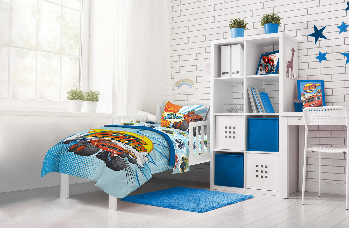 Jay Franco Blaze and the Monster Machines Off to The Races 4 Piece Toddler Size Bed Set – Super Soft Microfiber Bed Set Includes Size Comforter & Sheet Set (Official Blaze Product)