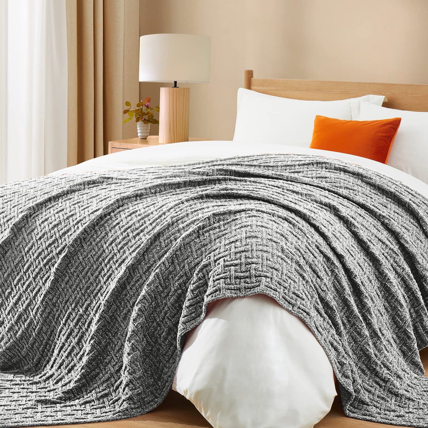 RUDONG M Dark Grey Chenille Knit Throw Blanket, Cozy Soft Cable Knitted Blankets, Warm Chenille Knitted Blanket for All Seasons, Textured Fluffy Throw Blanket for Couch, Bed, Sofa, 50"x 60"