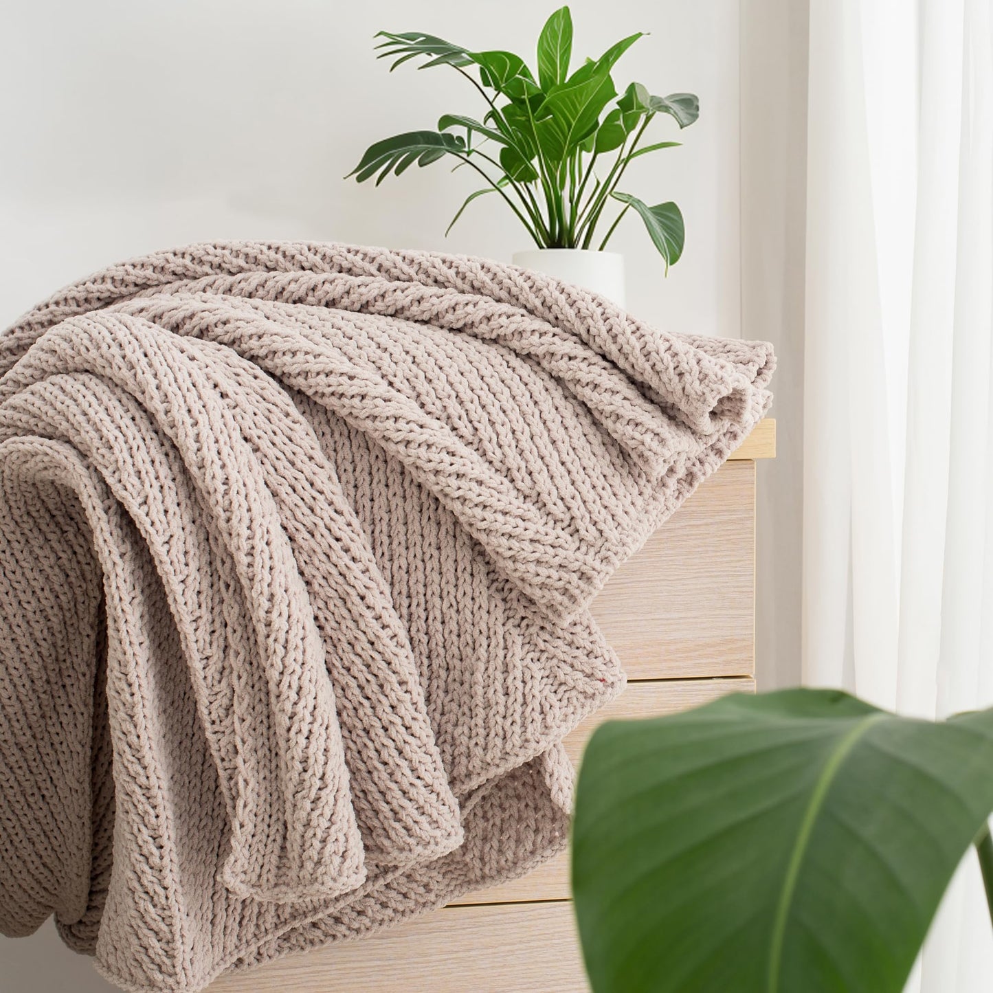 CloudDwelling Chenille Knit Throw Blanket Fluffy Fuzzy Soft Lightweight Cozy Farmhouse Chunky Knitted Throws for Couch Sofa Bed (Taupe, 50"x60")