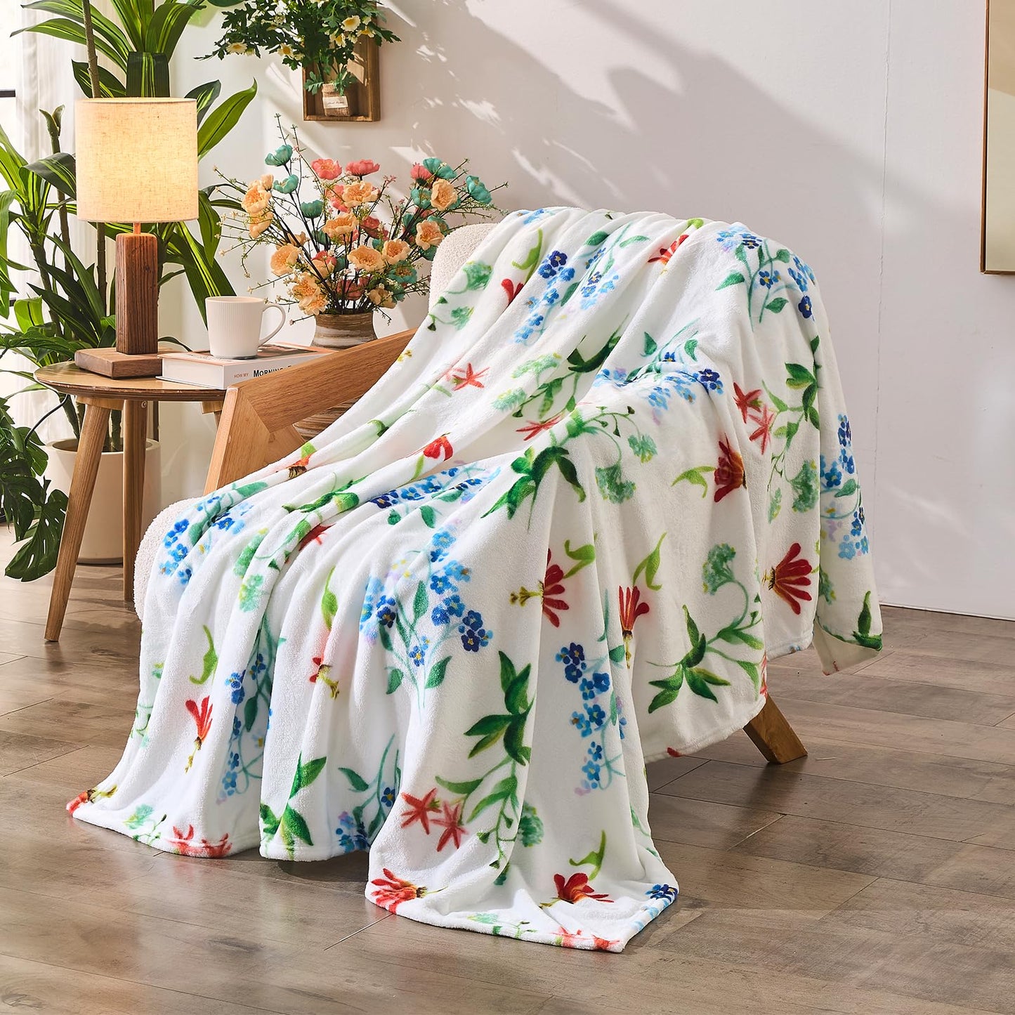 Jameswish Floral Throw Blanket Birthday Gift for Women Mom Girls Flowers Blanket Summer Wildflower Flannel Blanket Watercolor Printed Throw for Couch Sofa Bed Chair 50"x60"