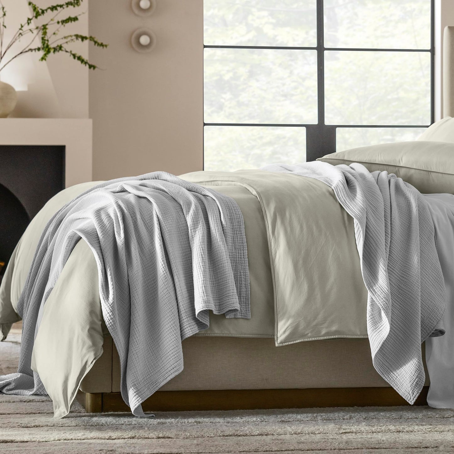 BOLL & BRANCH Dream Throw Blanket - One Size, Sky - Luxury 100% Organic Cotton - Soft, Lightweight and Breathable - Cloud-Like Touch - 50x70 Inches