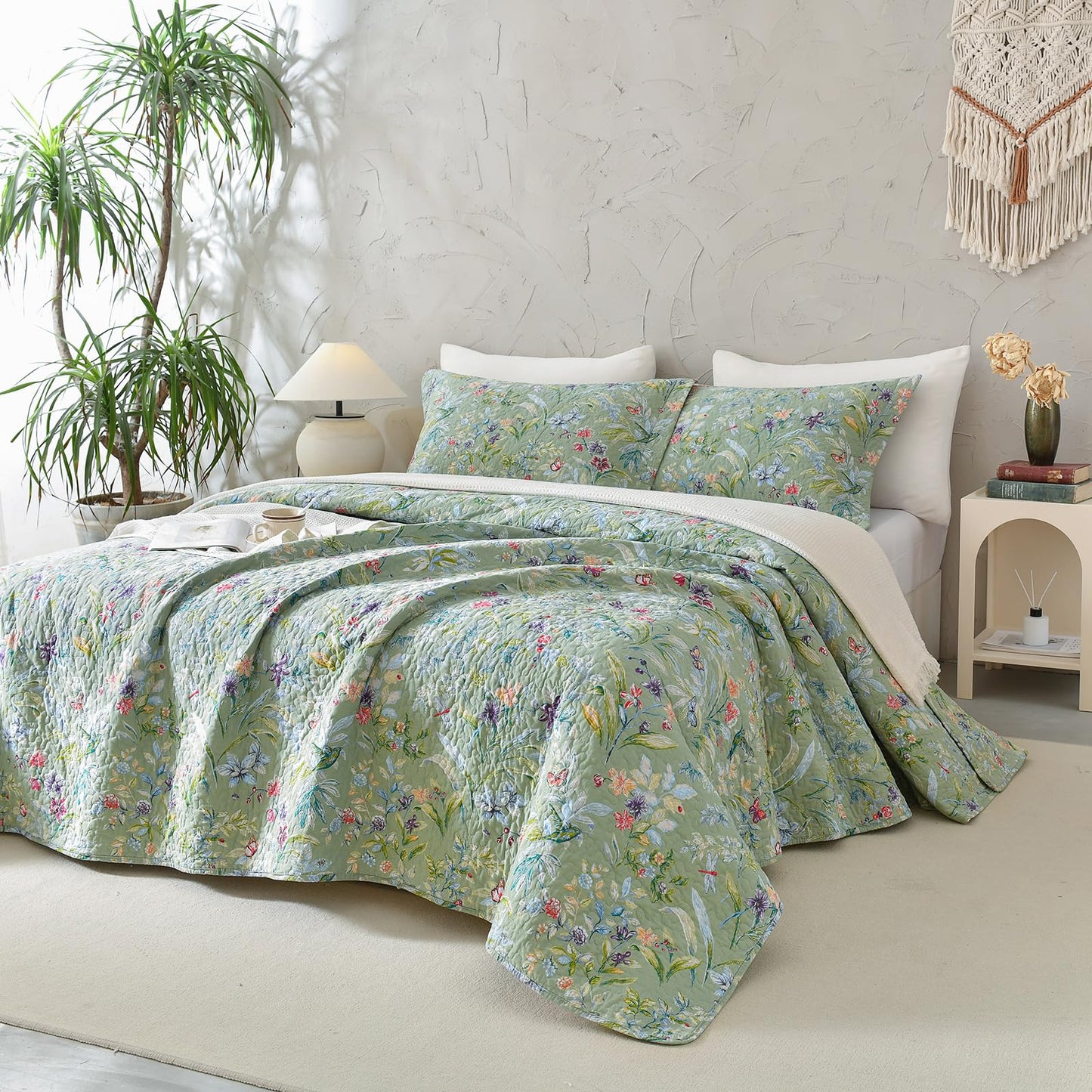 Sanracie Cotton Quilt Queen Size(90"x98")-Green Floral Quilted Bedspreads Set,3pcs Green Flower Bird Butterfly Print Botanical Quilt Bedding Coverlet Summer Soft Lightweight Aesthetic Bedding