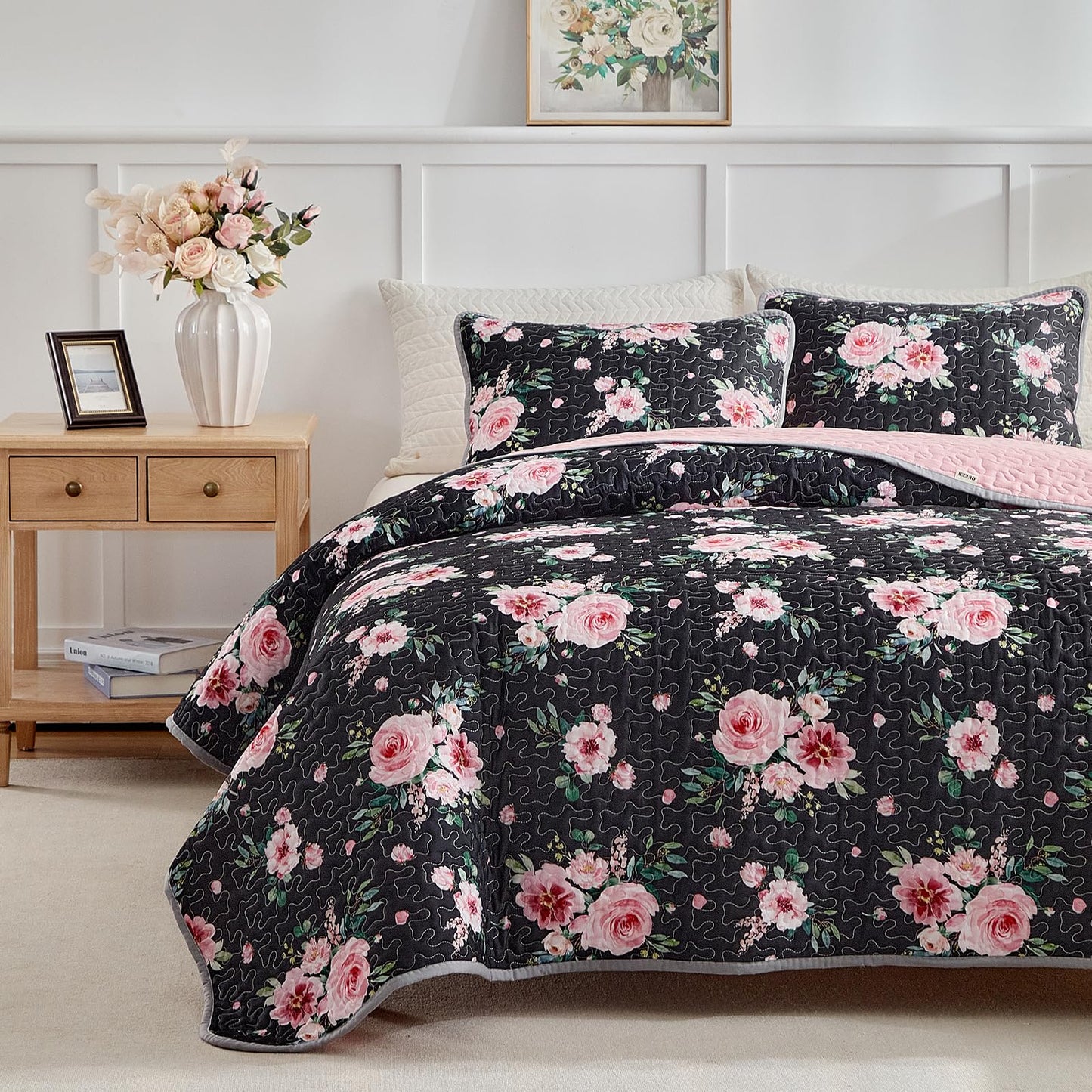 Floral Quilt Set 3 Pieces Queen Size Black Pink Flower with Green Leaves Soft Microfiber Lightweight Summer Reversible Coverlet Bedspread for All Season -1 Quilt 88*88 + 2 Pillow Shams
