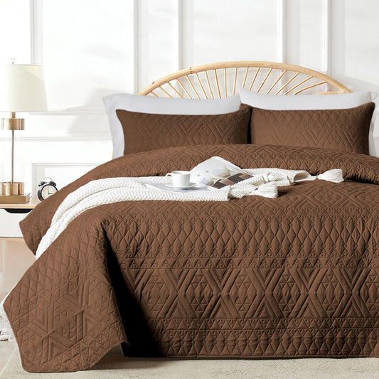 akkialla Full/Queen Size Quilt Bedding Set,Brown Lightweight Microfiber Soft Bedspread,Modern Style Geoetric Pattern Coverlet Set for All Seasons,3 Piece(1 Quilt,2 Pillow Shams)