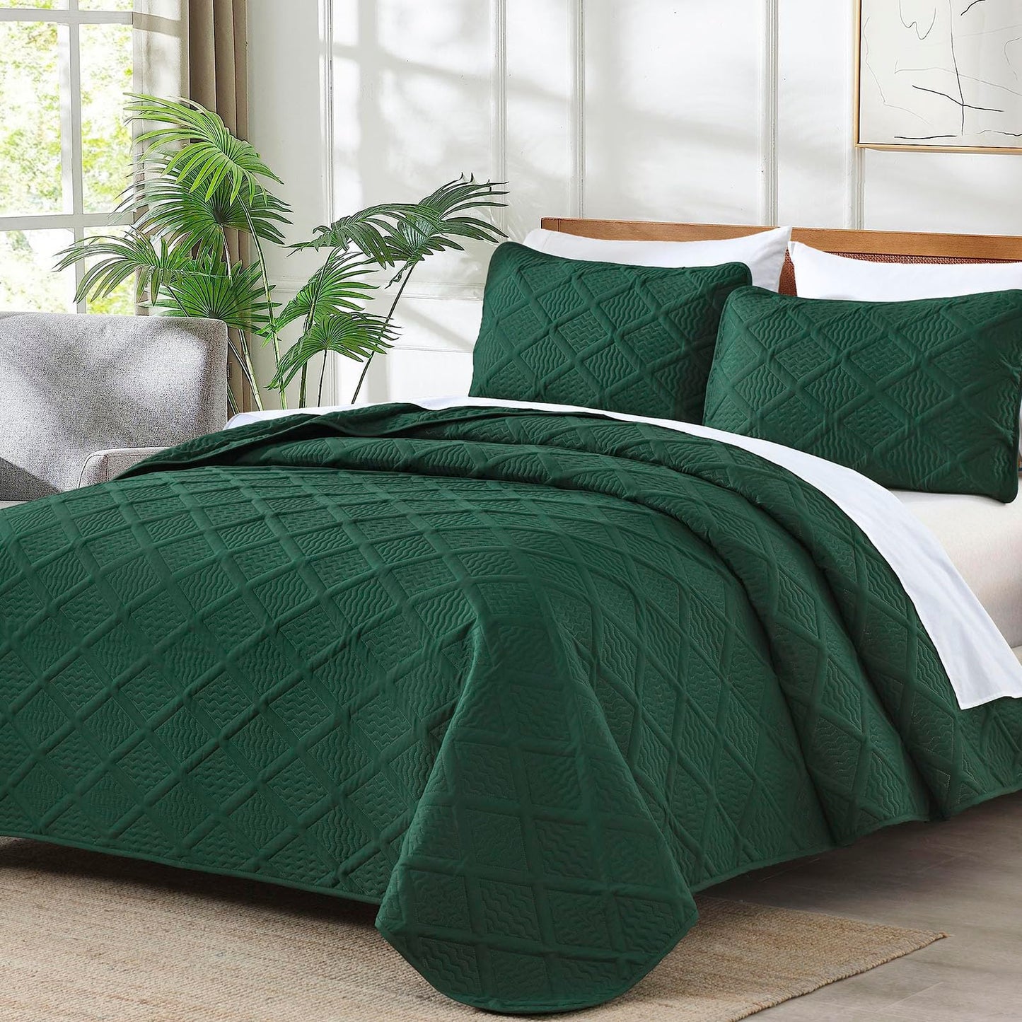 Yiran Quilts Queen Size, Emerald Green Spring Summer Bedspread Bedding Set, 3 Pieces Diamond Pattern Lightweight Microfiber Coverlet with 2 Pillow Shams for All Season 96x90 Inch