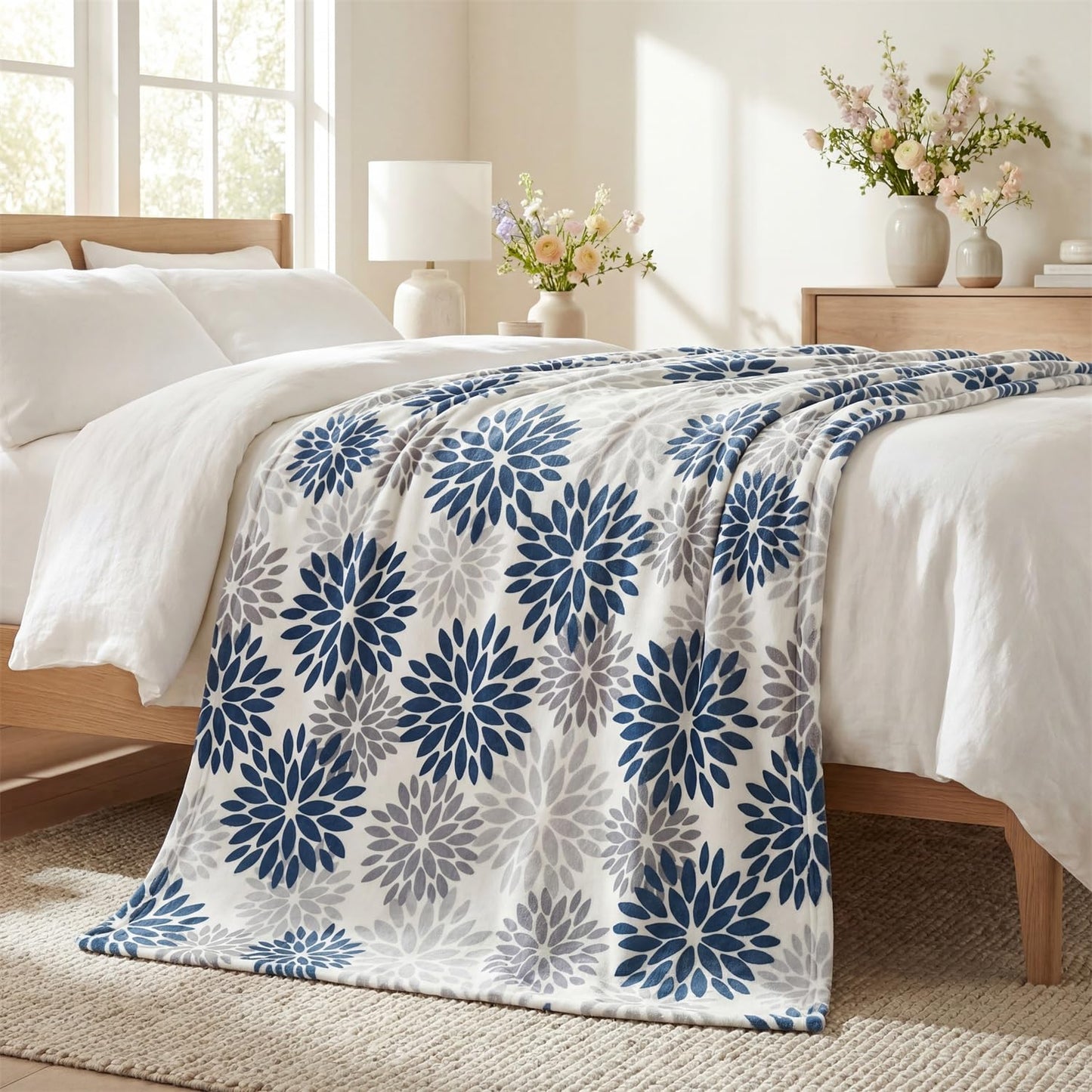 Horaldaily Blue Grey Silver Dahlia Pinnata Flannel Blanket Throw, Spring Summer Winter Floral Soft Fuzzy Plush Cozy Fleece Blanket for Couch Sofa Bed Lounging, Ideal Gifts for Kids Adults Self, 50x60