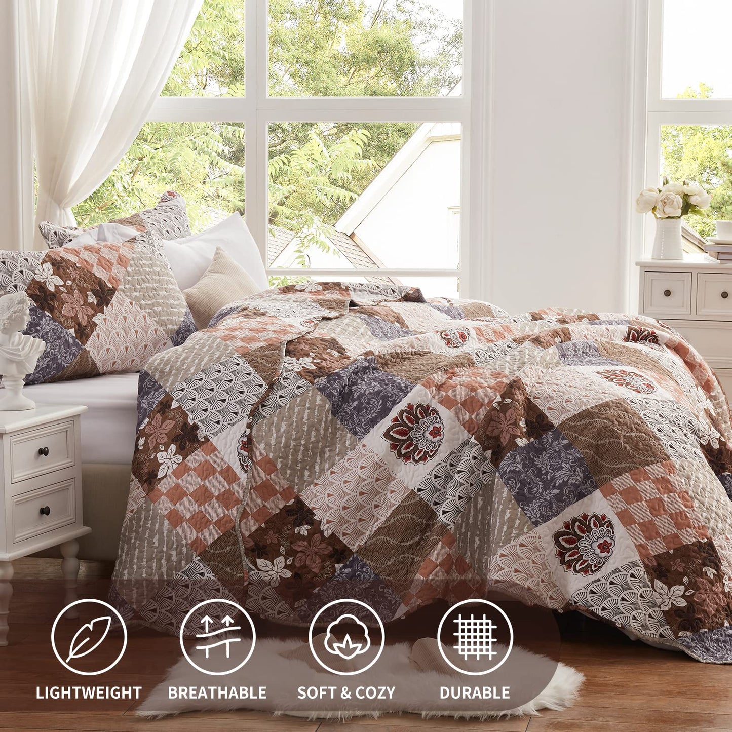 King Size Quilt Set 3 Pieces Lightweight Reversible Bedspread-98''x106'' Soft Patchwork Floral Coverlet Luxurious Warm Microfiber Bed Cover for All Seasons Brown Bedding Set(1 Quilt,2 Pillow Shams)
