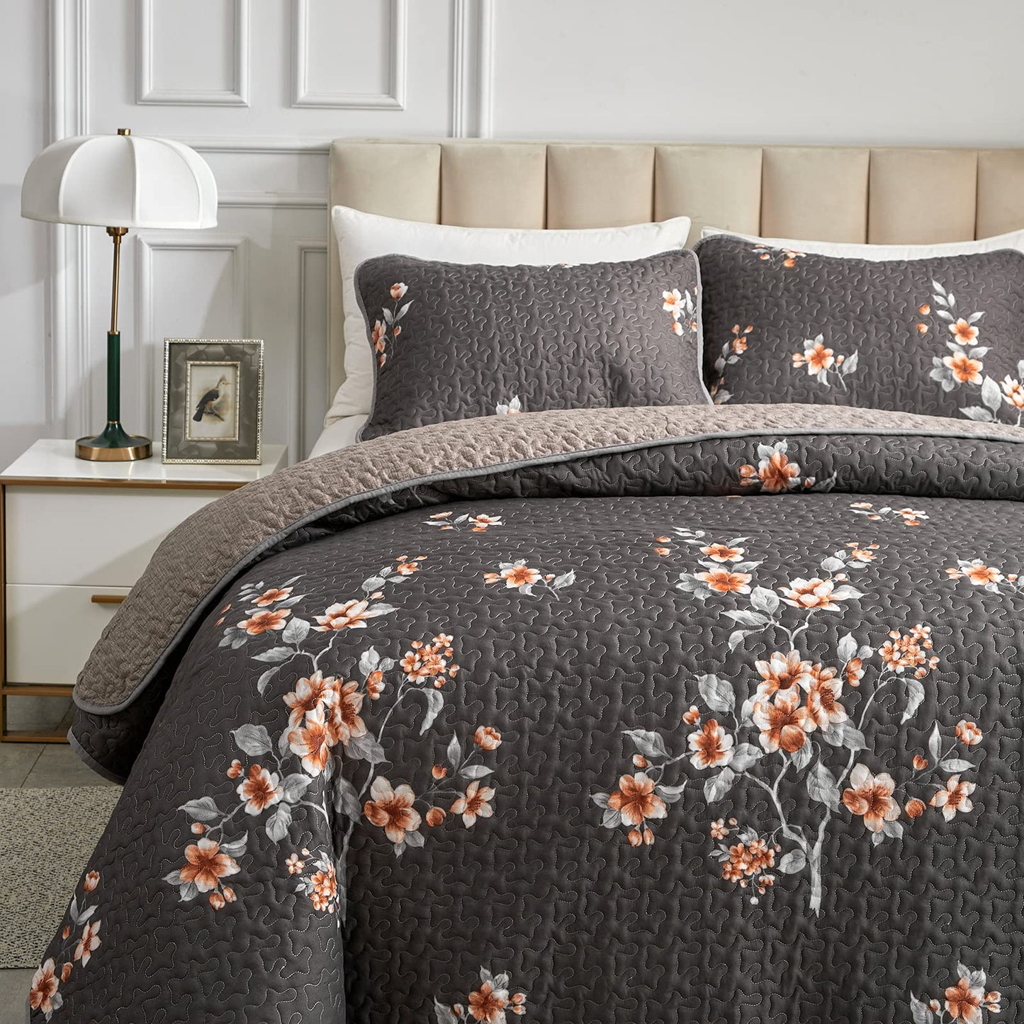 Flysheep 2 Pieces Quilt Set Twin Size, Dark Gray Floral Reversible Bedspread Coverlet Set, Soft Microfiber Lightweight Bed Cover for Kids (68" x 86", 1 Quilt+ 1 Pillow Sham)