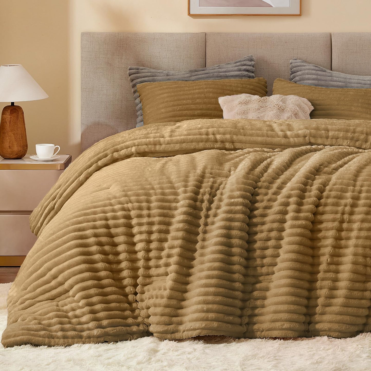 BEDELITE Fleece Queen Comforter Set -Super Soft & Warm Fluffy Brown Bedding, Luxury Fuzzy Heavy Bed Set for All Season with 2 Pillow Cases