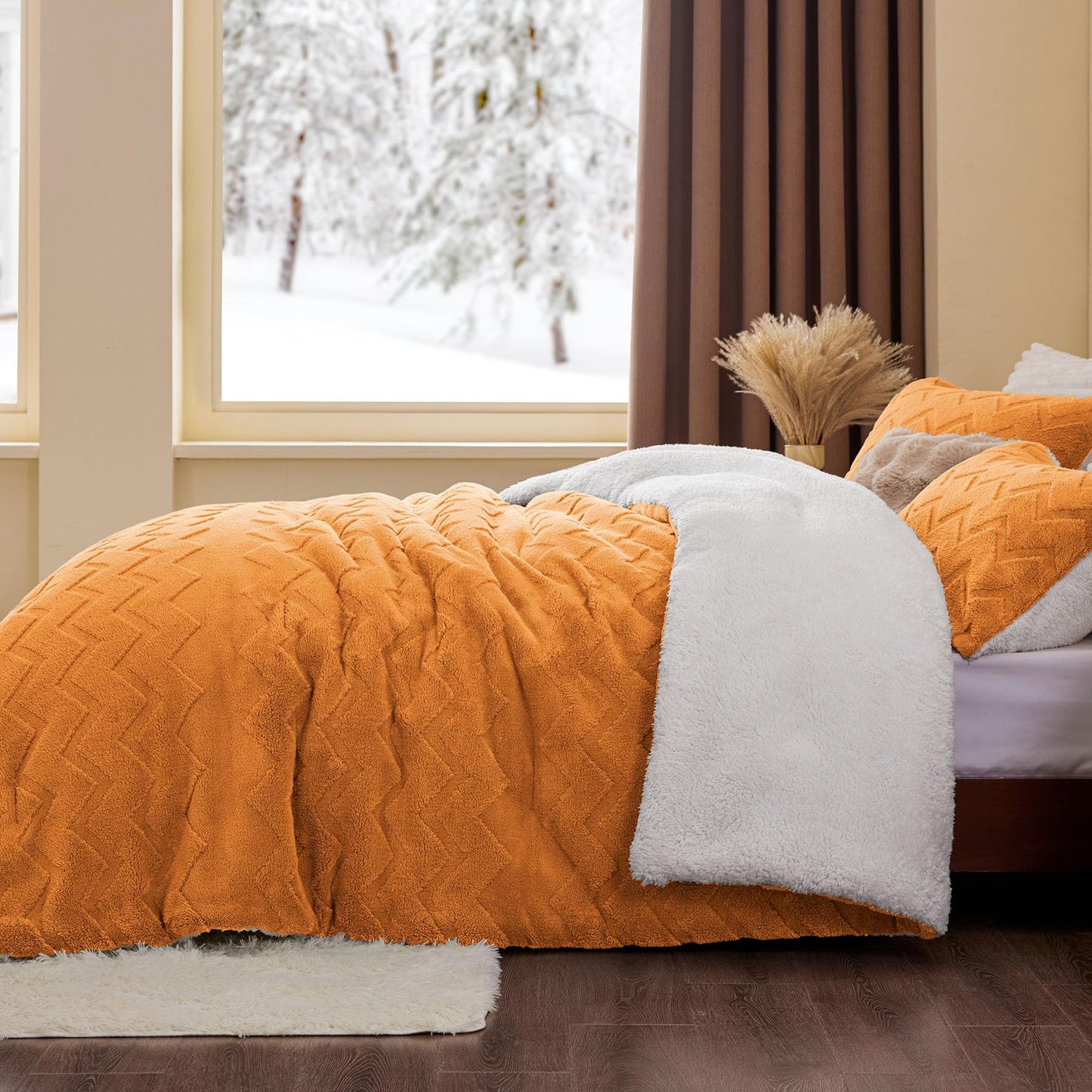 BEDELITE Fluffy Queen Comforter Set - Super Soft Sherpa Burnt Orange Comforter for Queen Size Bed, Luxury Warm Bedding Set for Winter, Fuzzy Bed Set 3 Pieces (1 Comforter, 2 Pillowcases)
